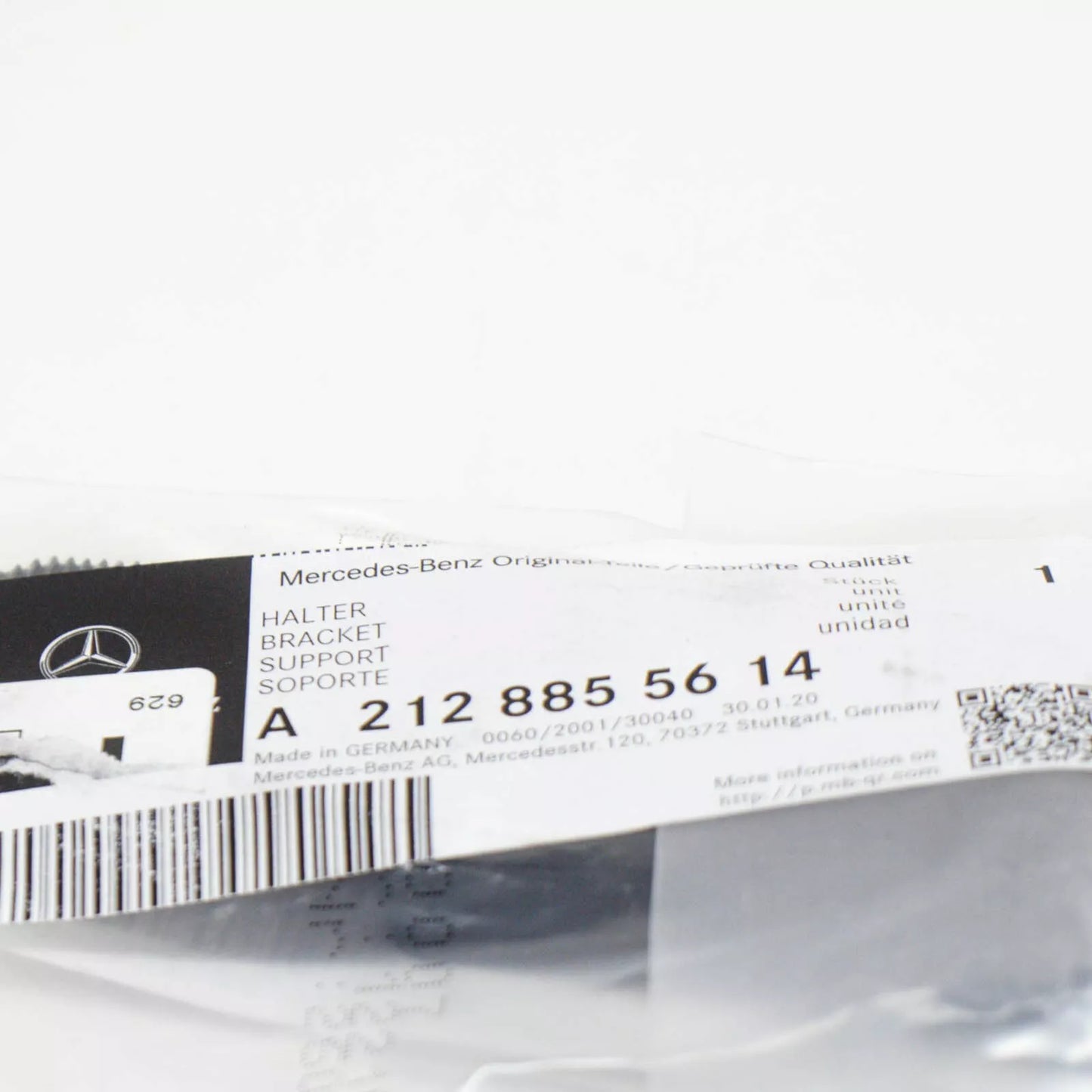 NEW MB E W212 RADIATOR GRILLE COVER CENTER BRACKET A2128855614 ORIGINAL