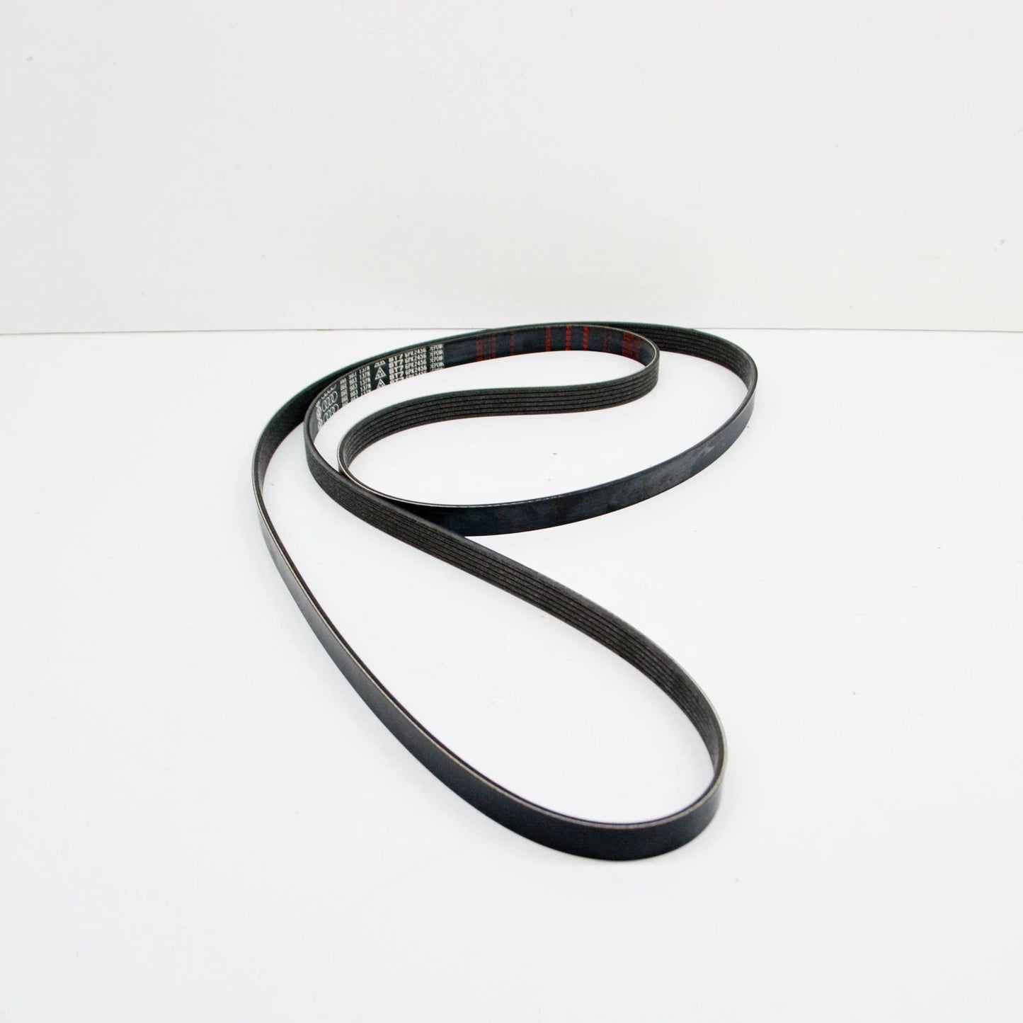 NEW AUDI A6 AVANT C6 ACCESSORY DRIVE BELT 06E903137N