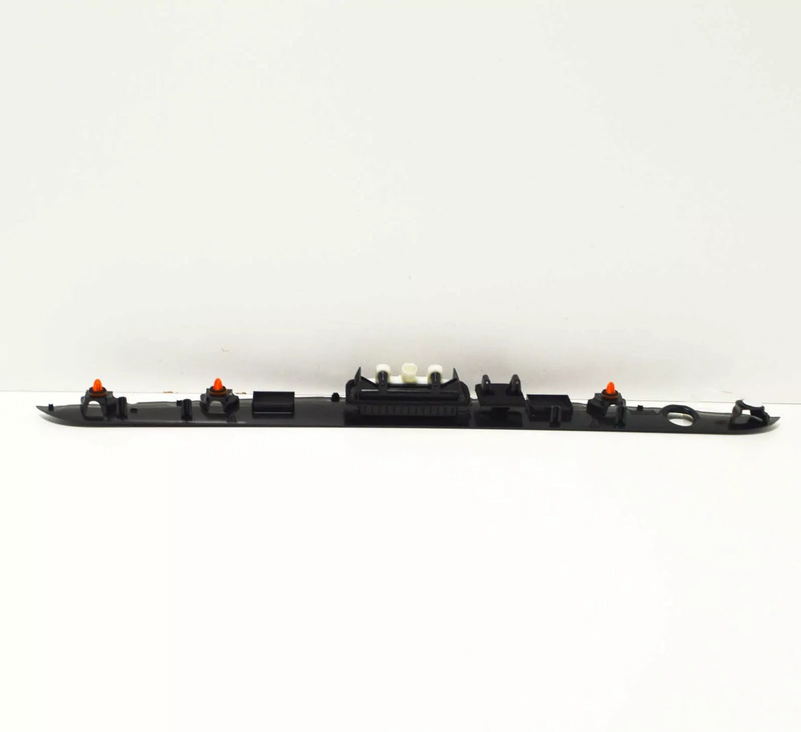 NEW MB E C207 REAR TAILGATE BOOT LID GRIP HANDLE TRIM A2077500393 ORIGINAL