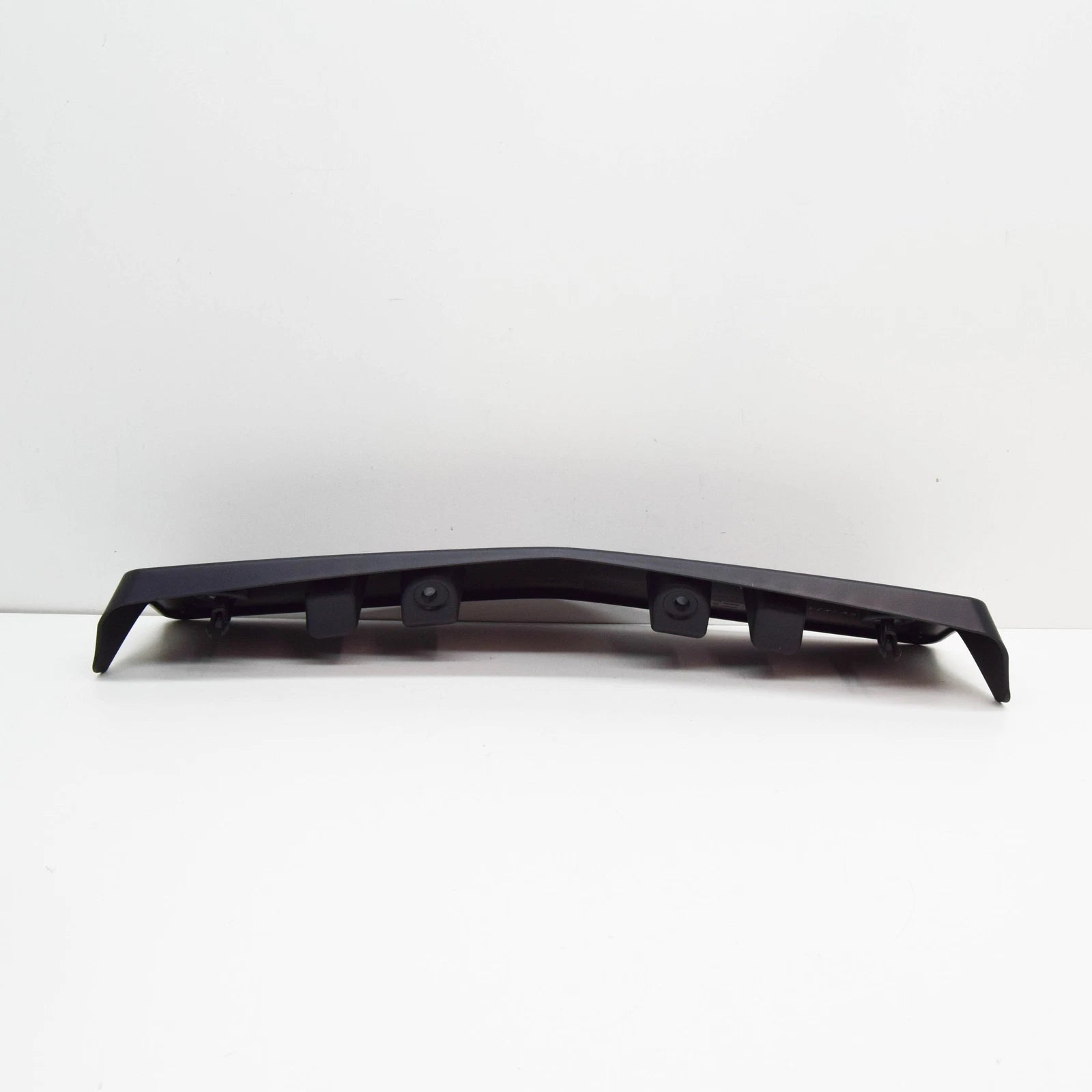 NEW MERCEDES-BENZ AMG GT C190 FRONT LICENCE PLATE MOLDING A1908809900 ORIGINAL