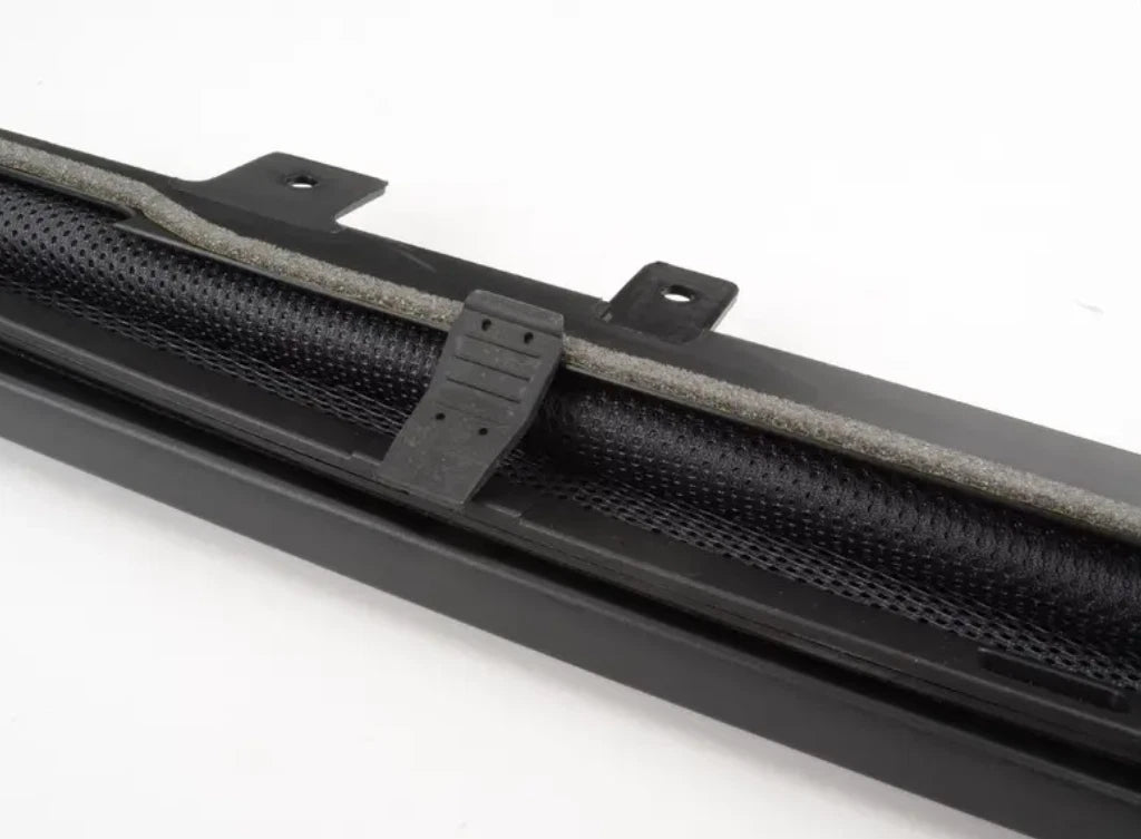 NEW BMW 5 E60 REAR LEFT DOOR SUN BLIND 7079391 51427079391 ORIGINAL