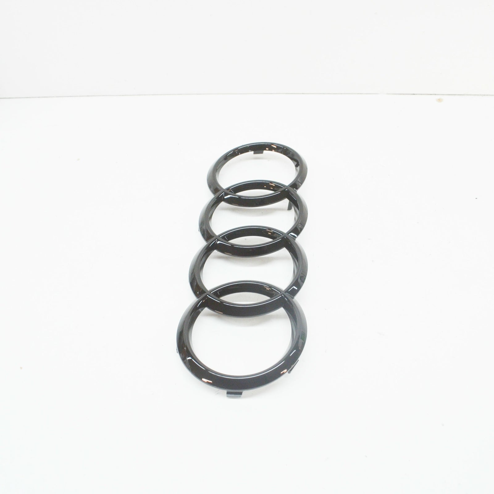 NEW AUDI RS7 SPORTBACK 4K8 FRONT GRILLE BADGE 4K8853605T94 ORIGINAL