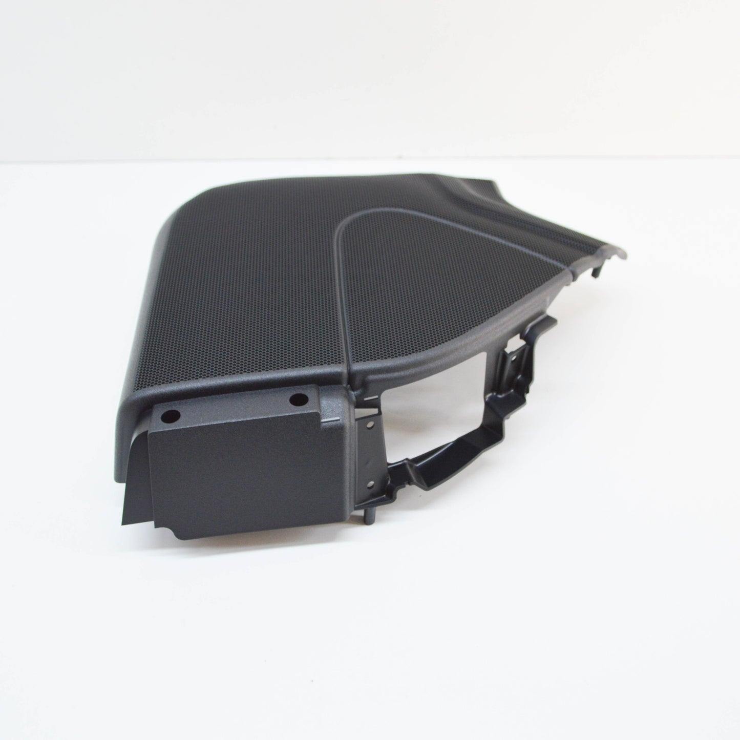 NEW MB C-CLASS W203 FRONT RIGHT DOOR SPEAKER COVER A20372708889051 2005 ORIGINAL