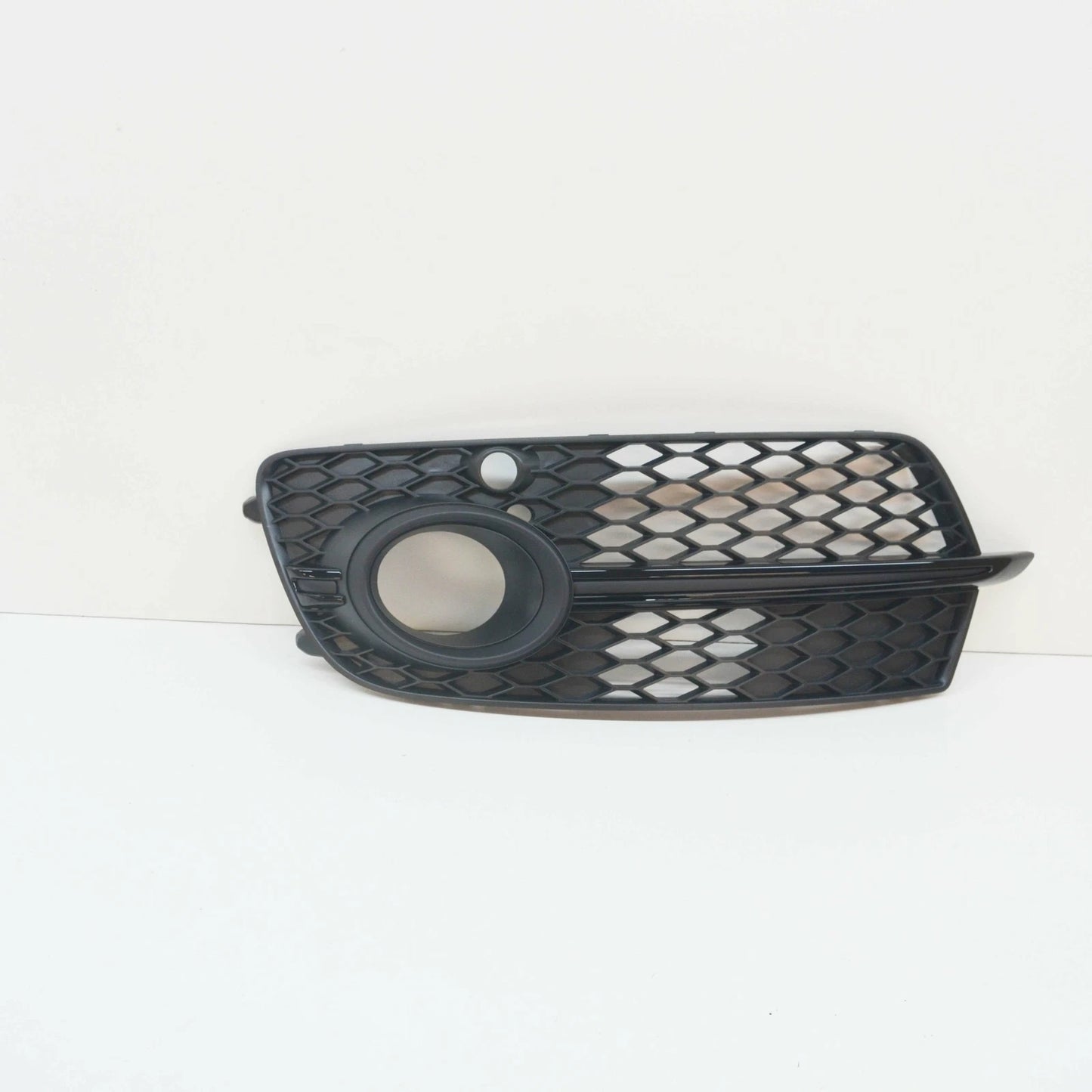 NEW AUDI Q5 8R LEFT FOG LIGHT GRILLE S-LINE 8R0807681SZDE 2015