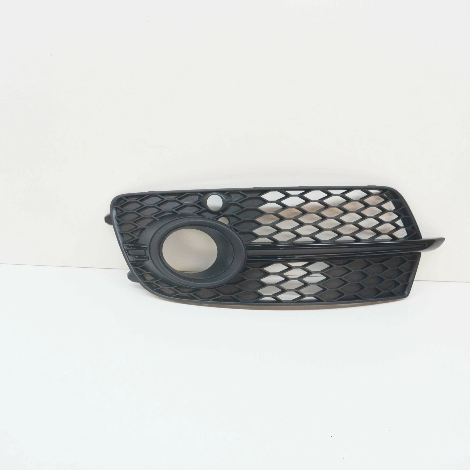NEW AUDI Q5 8R LEFT FOG LIGHT GRILLE S-LINE 8R0807681SZDE 2015