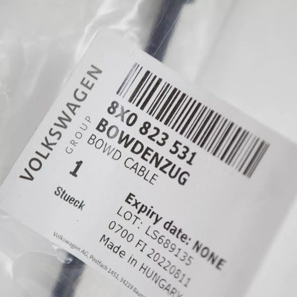 NEW AUDI A1 8X ENGINE HOOD CENTER BOWDEN CABLE 8X0823531 ORIGINAL