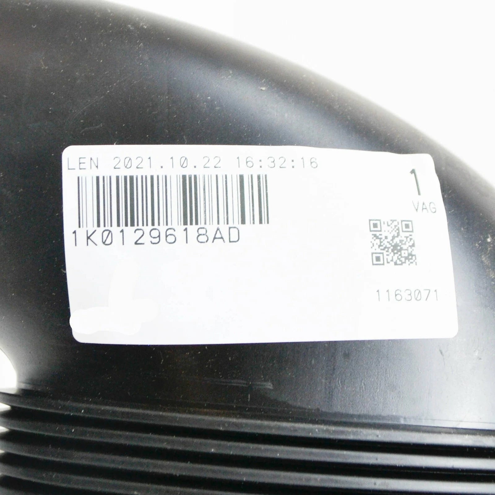 NEW VOLKSWAGEN JETTA MK6 AIR INTAKE HOSE 1K0129618AD 2.5 PETROL