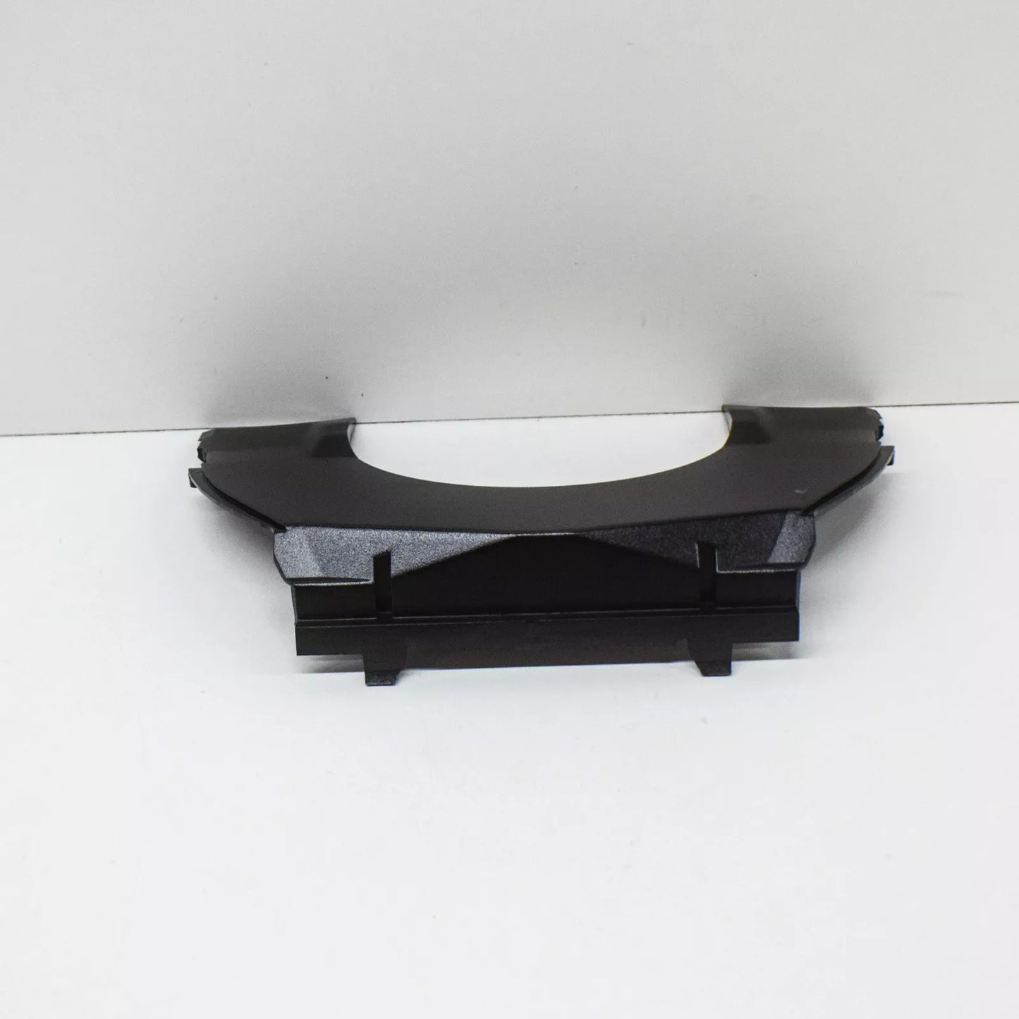 NEW MERCEDES-BENZ E W210 WINDSHIELD COWL CENTRAL COVER A2108300013