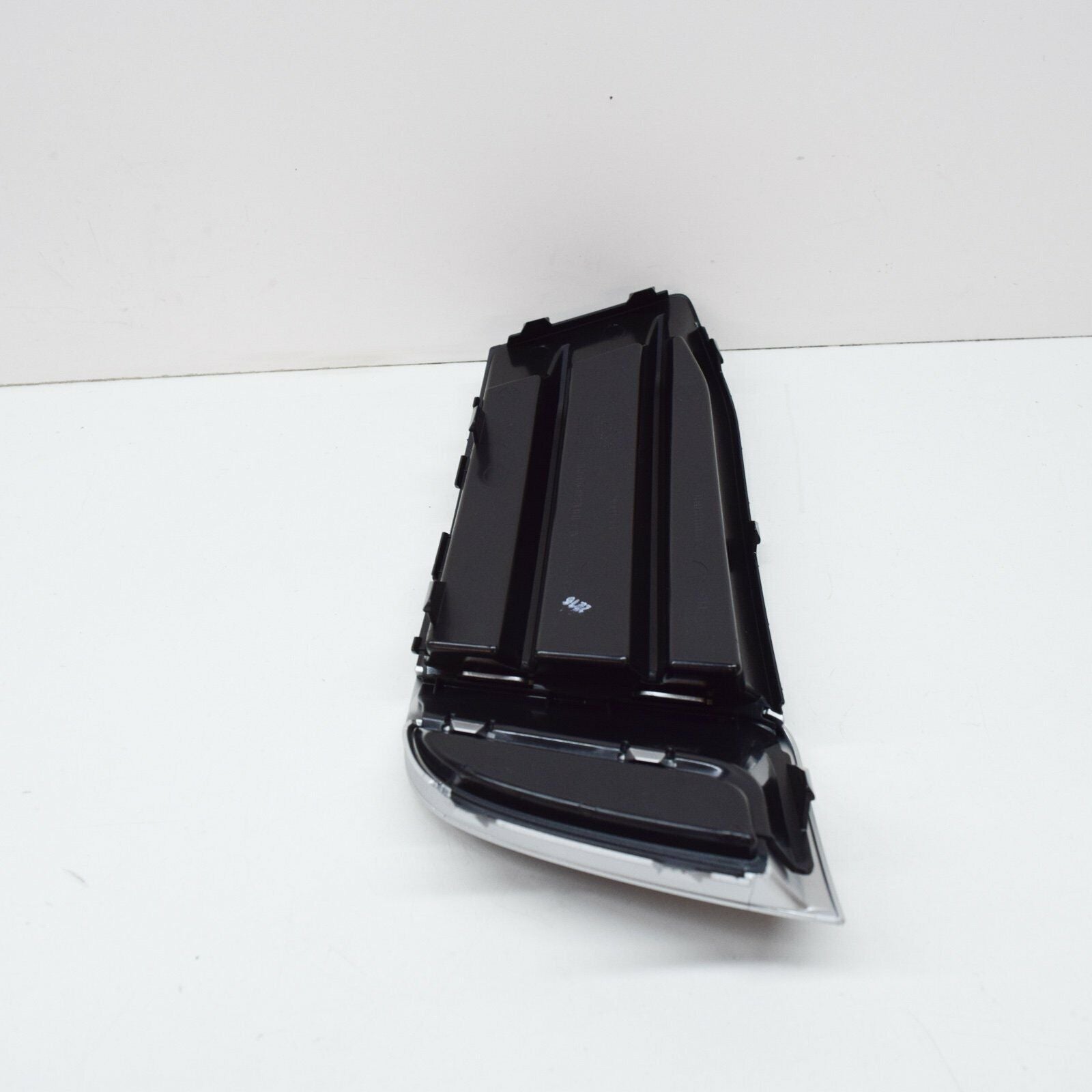 NEW AUDI A3 8V FRONT LEFT GRILL 8V58076719B9 2017 ORIGINAL