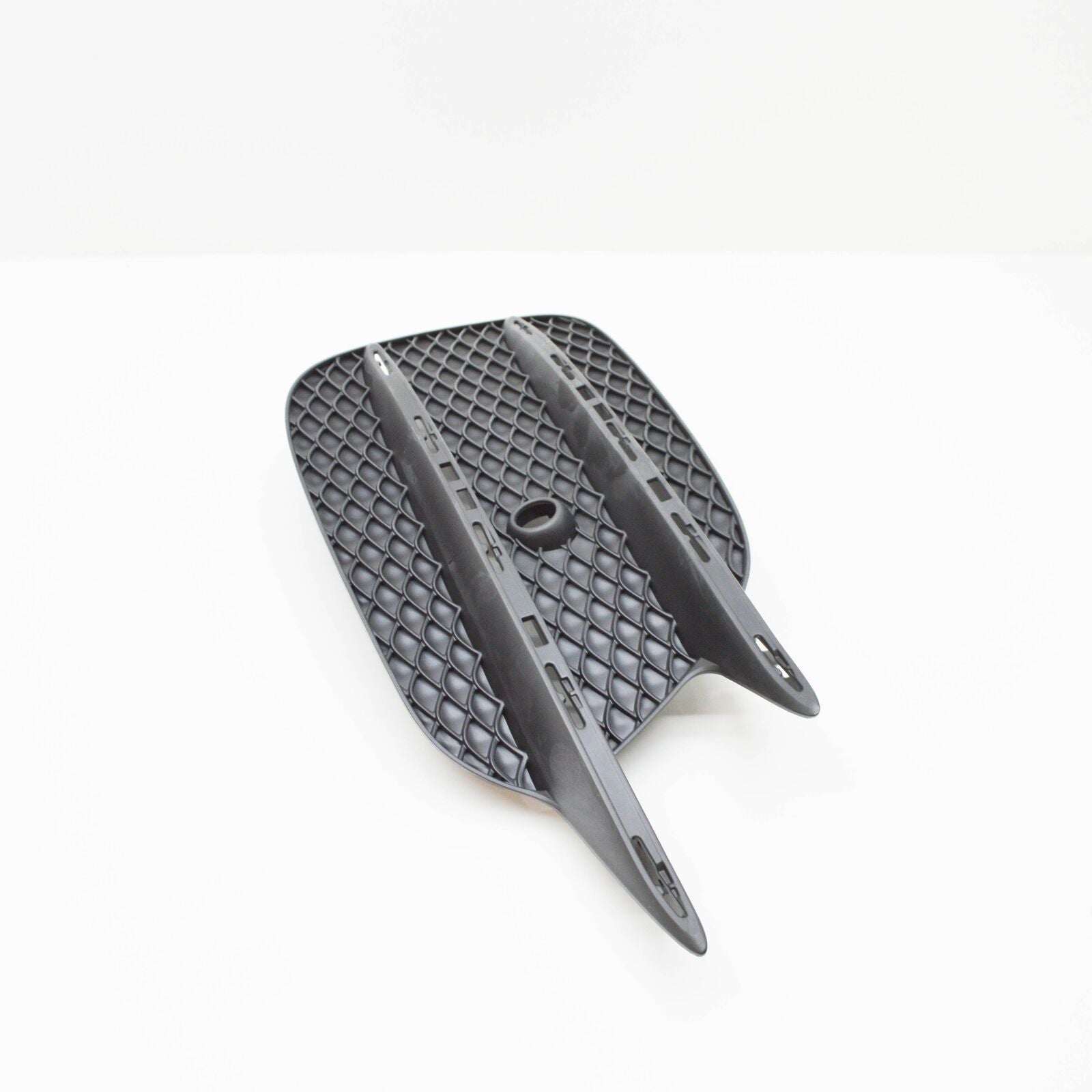 NEW MB E W213 AMG FRONT LEFT BUMPER LOWER GRILLE COVER A2138858101 ORIGINAL