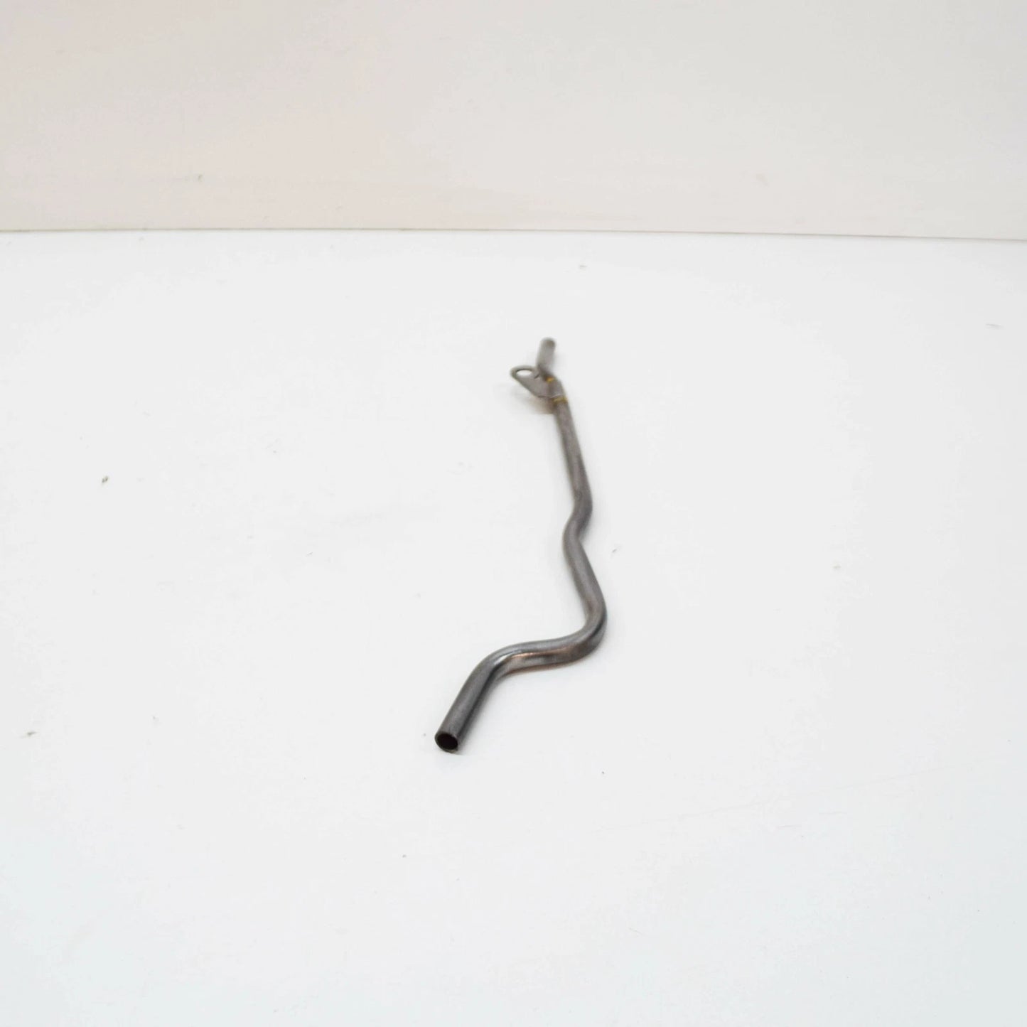 NEW BMW 5 E39 CRANKCASE VENTILATION OIL SEPARATOR OIL PIPE 11151745649 ORIGINAL