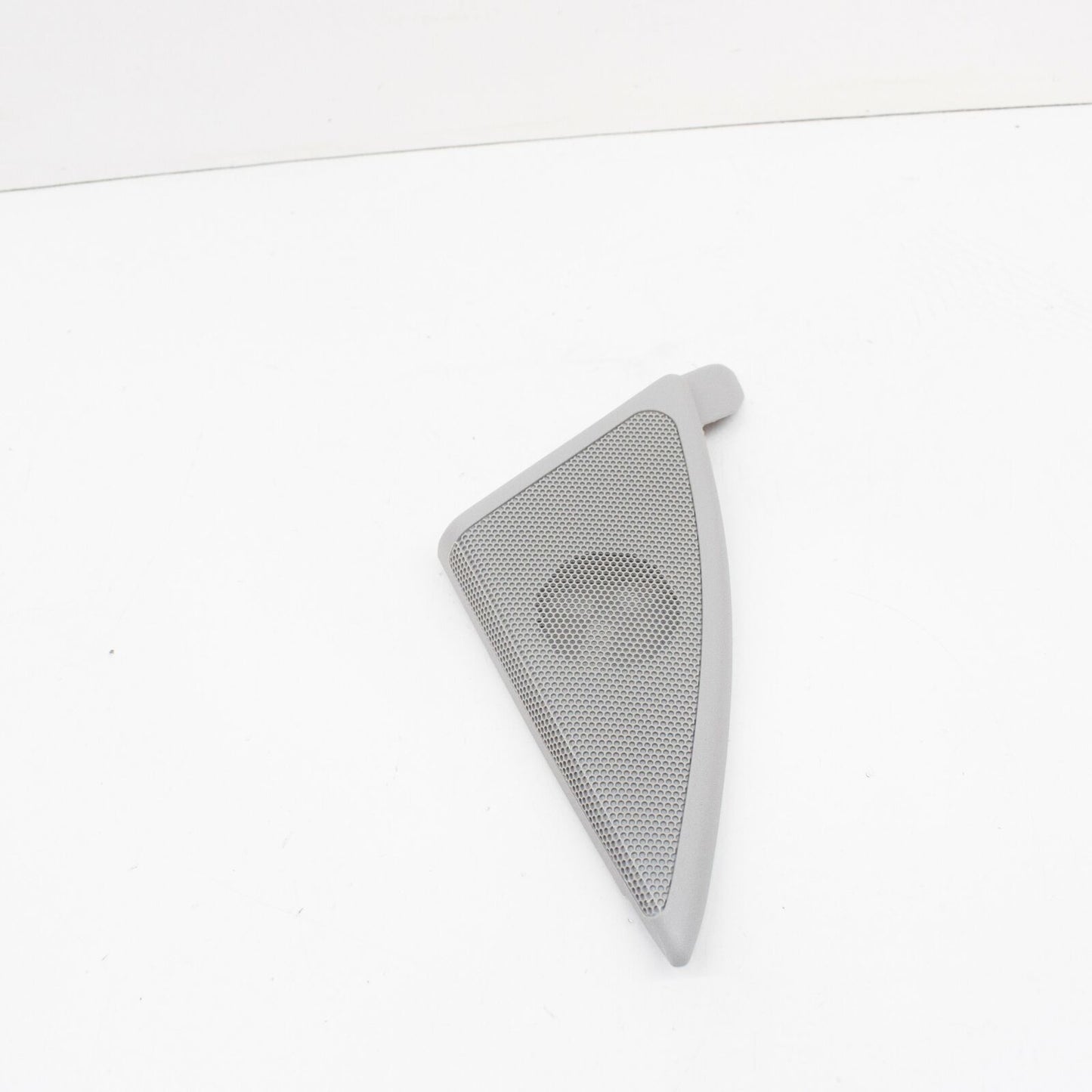 NEW MERCEDES-BENZ C W203 FRONT RIGHT TWEETER CAP A20372002487E94 ORIGINAL