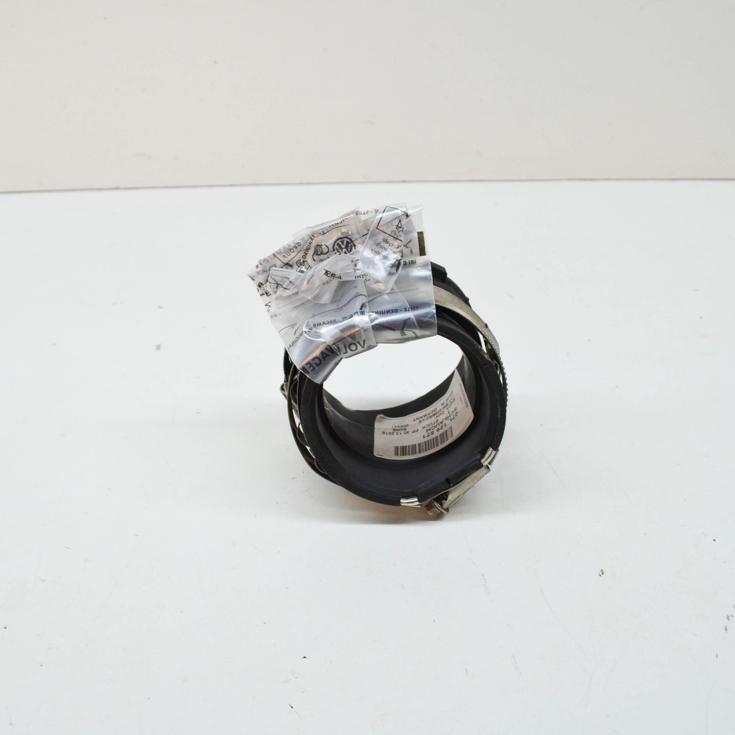 NEW AUDI RS6 AVANT C6 LEFT AIR INTAKE HOSE 07L129571 ORIGINAL