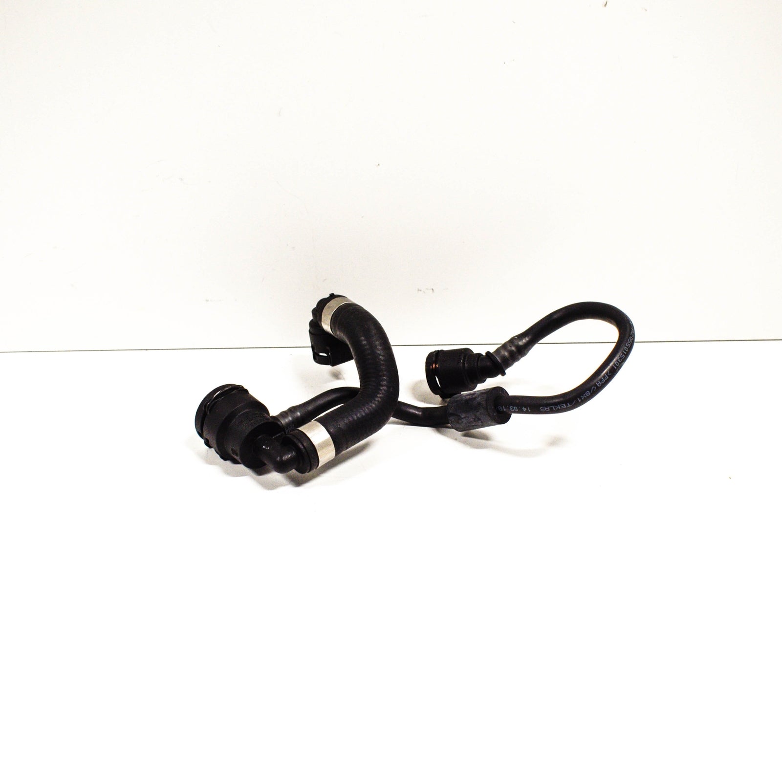 NEW MERCEDES BENZ C253 VENT PIPE HOSE A2055015301 ORIGINAL