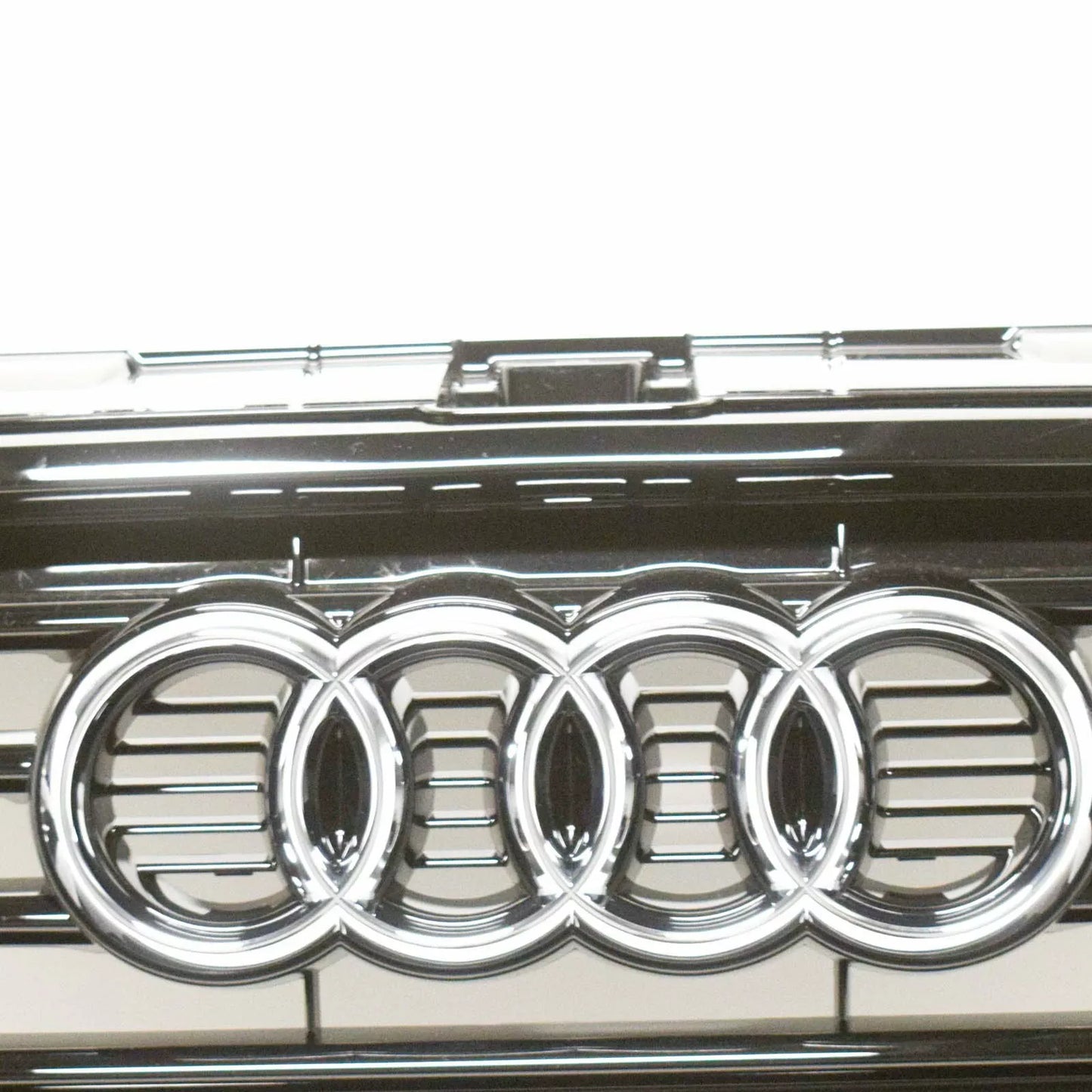 NEW AUDI A1 S1 8X FACELIFT S-LINE FRONT RADIATOR GRILLE 8XA853651BALZ