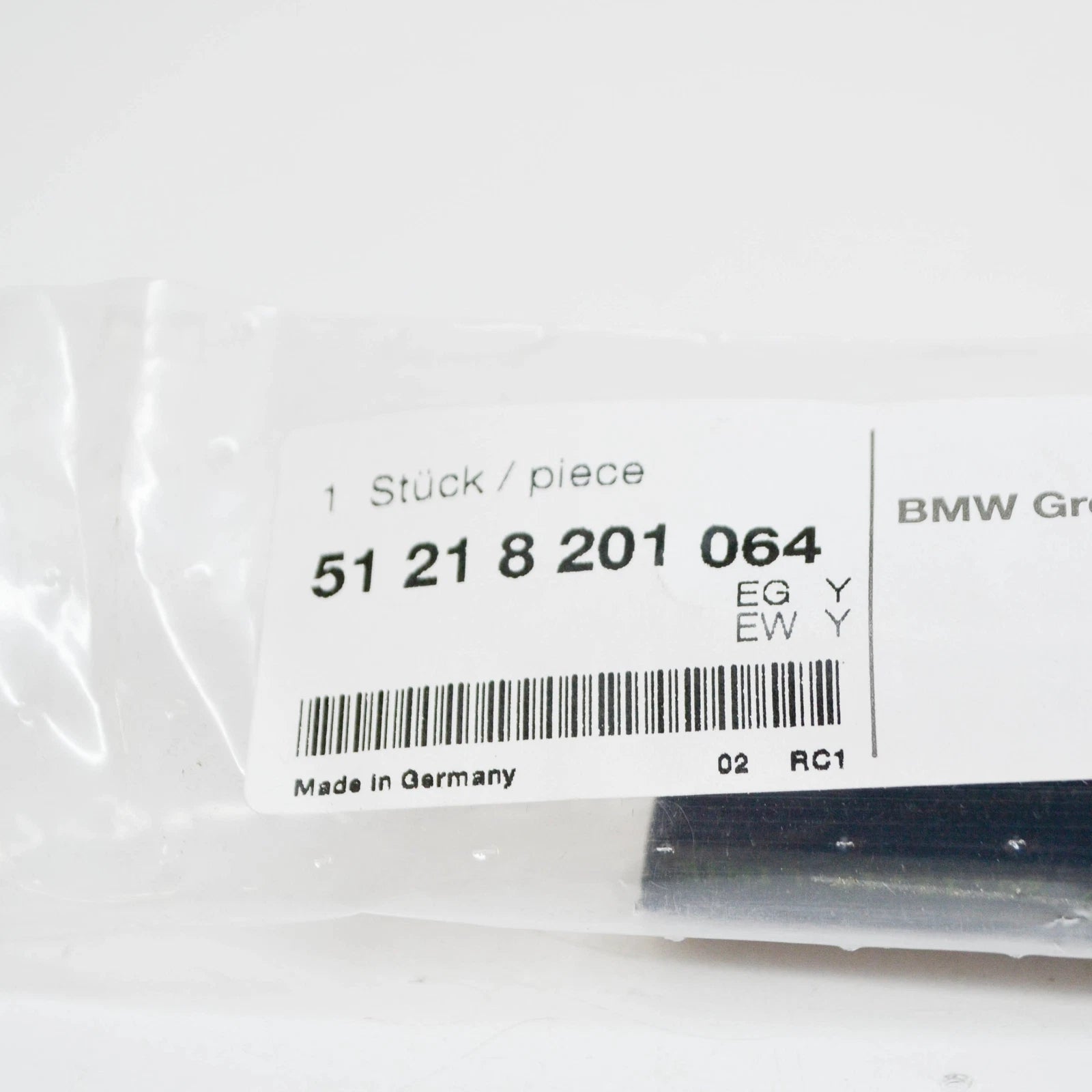 NEW BMW 3 COUPE E36 FRONT RIGHT WINDOW INNER CHANNEL COVER 51218201064 ORIGINAL