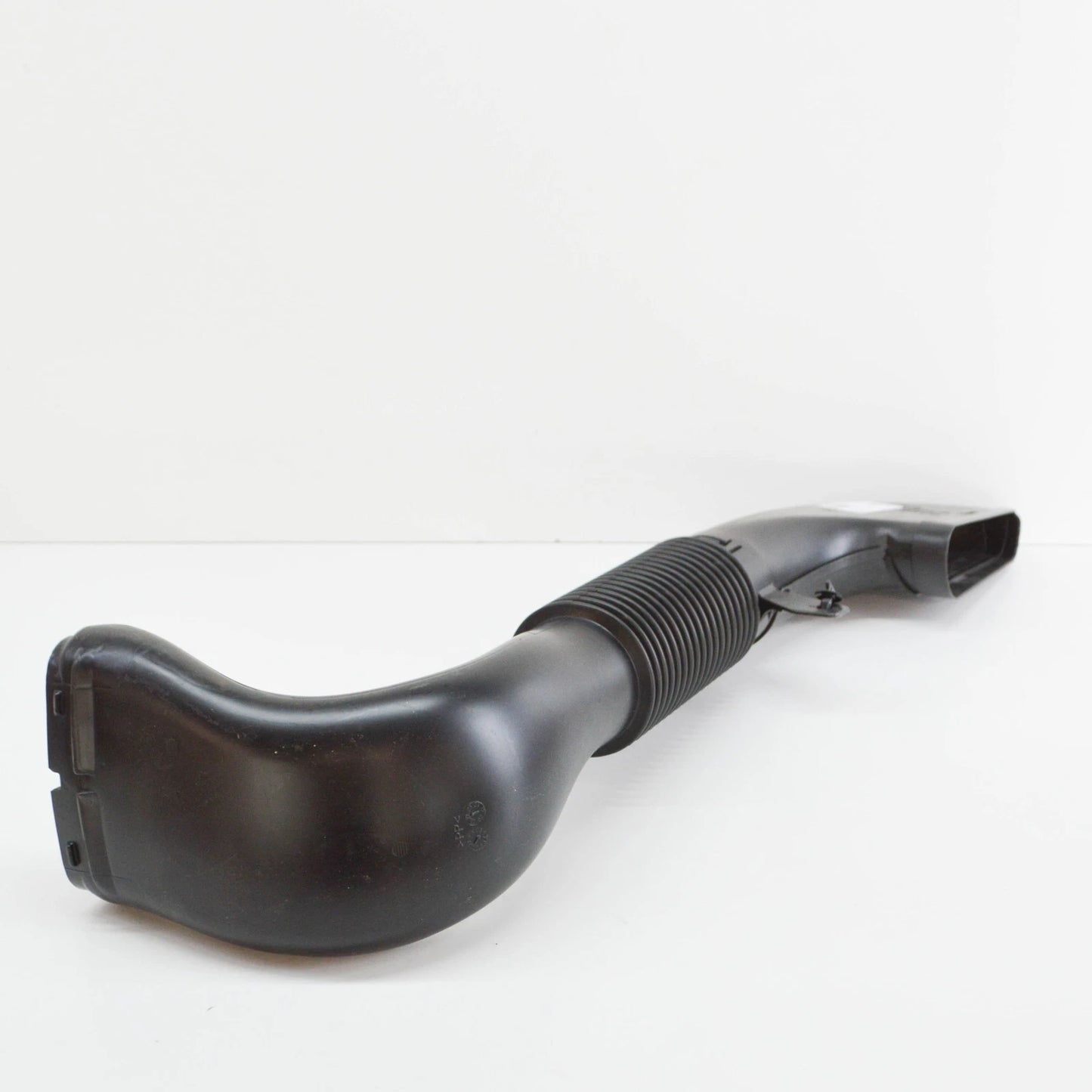 NEW MERCEDES-BENZ C-CLASS W204 AIR INTAKE HOSE A6460900182 2010 ORIGINAL