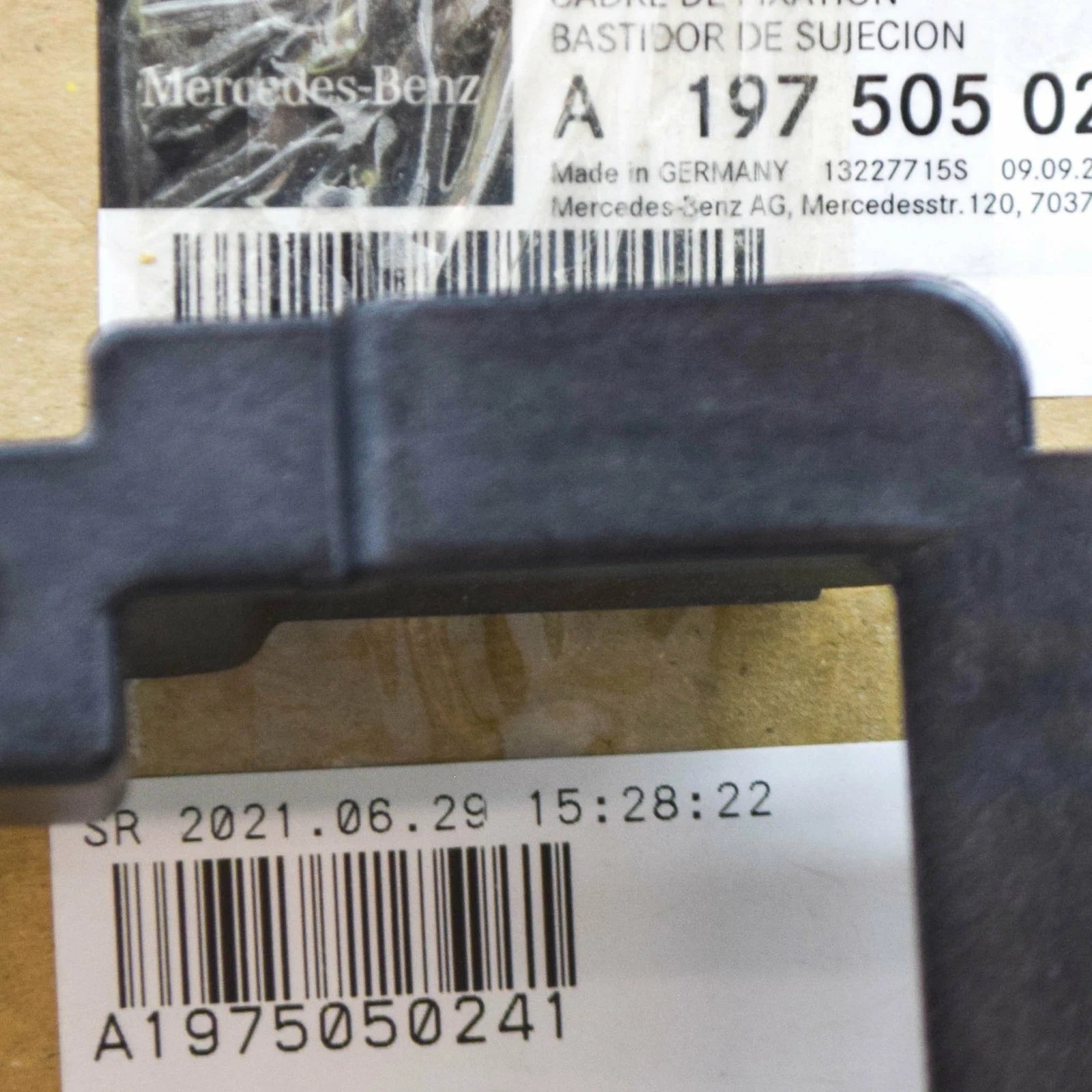 NEW MERCEDES-BENZ SLS AMG C197 CONDENSER MOUNTING FRAME A1975050241 ORIGINAL