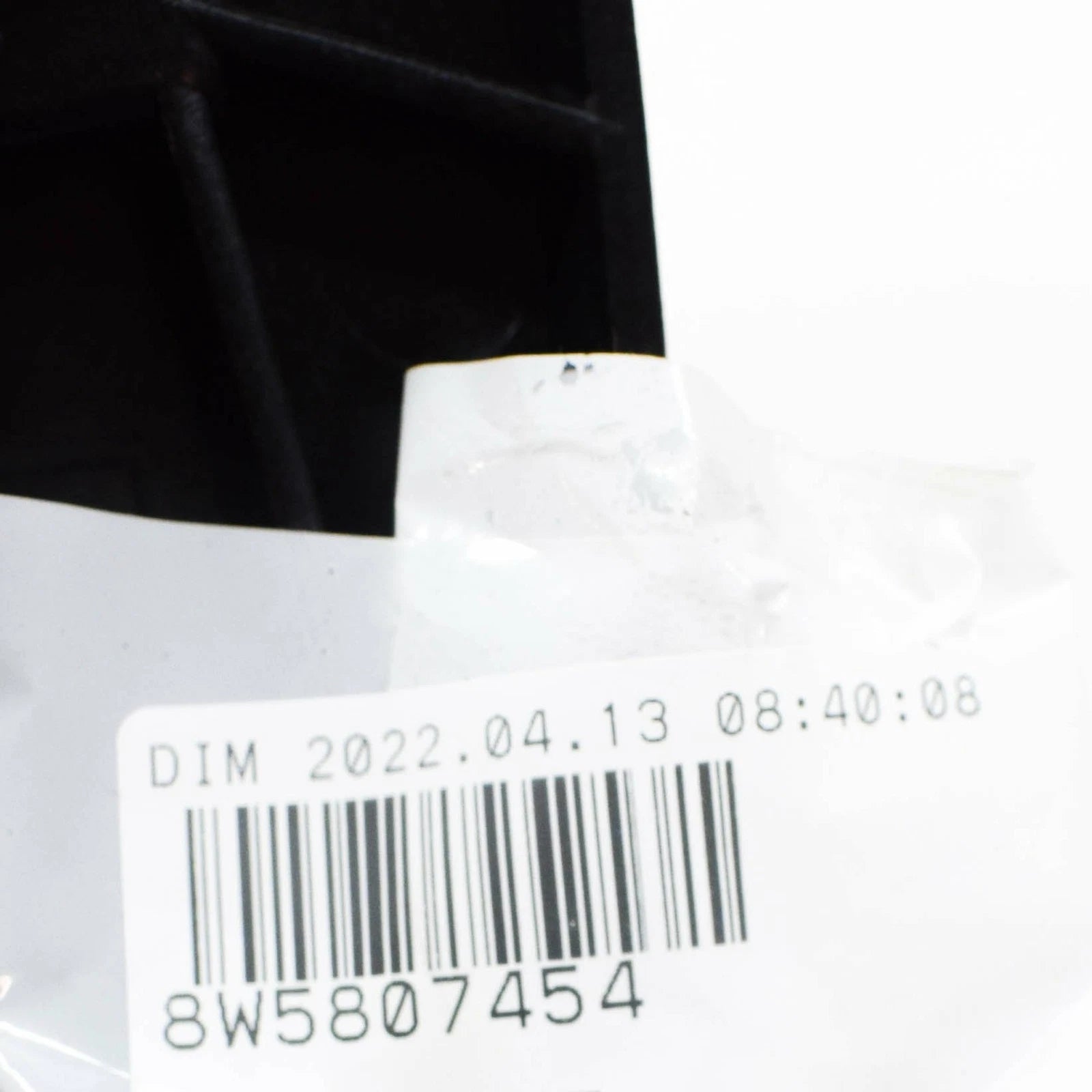 NEW AUDI A4 B9 REAR BUMPER RIGHT GUIDE SECTION 8W5807454 ORIGINAL