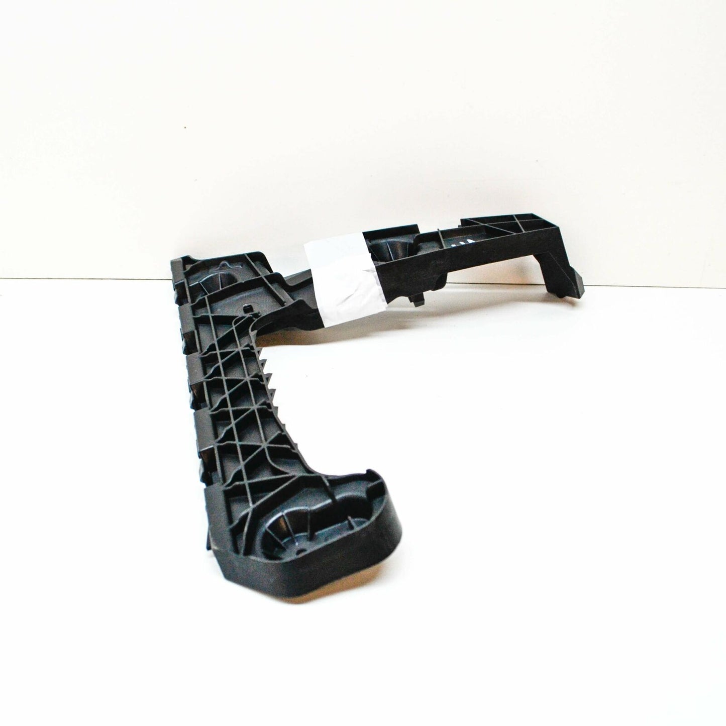 NEW AUDI A5 S5 CABRIO 8W6 REAR RIGHT BUMPER UPPER BRACKET 8W6807454B ORIGINAL