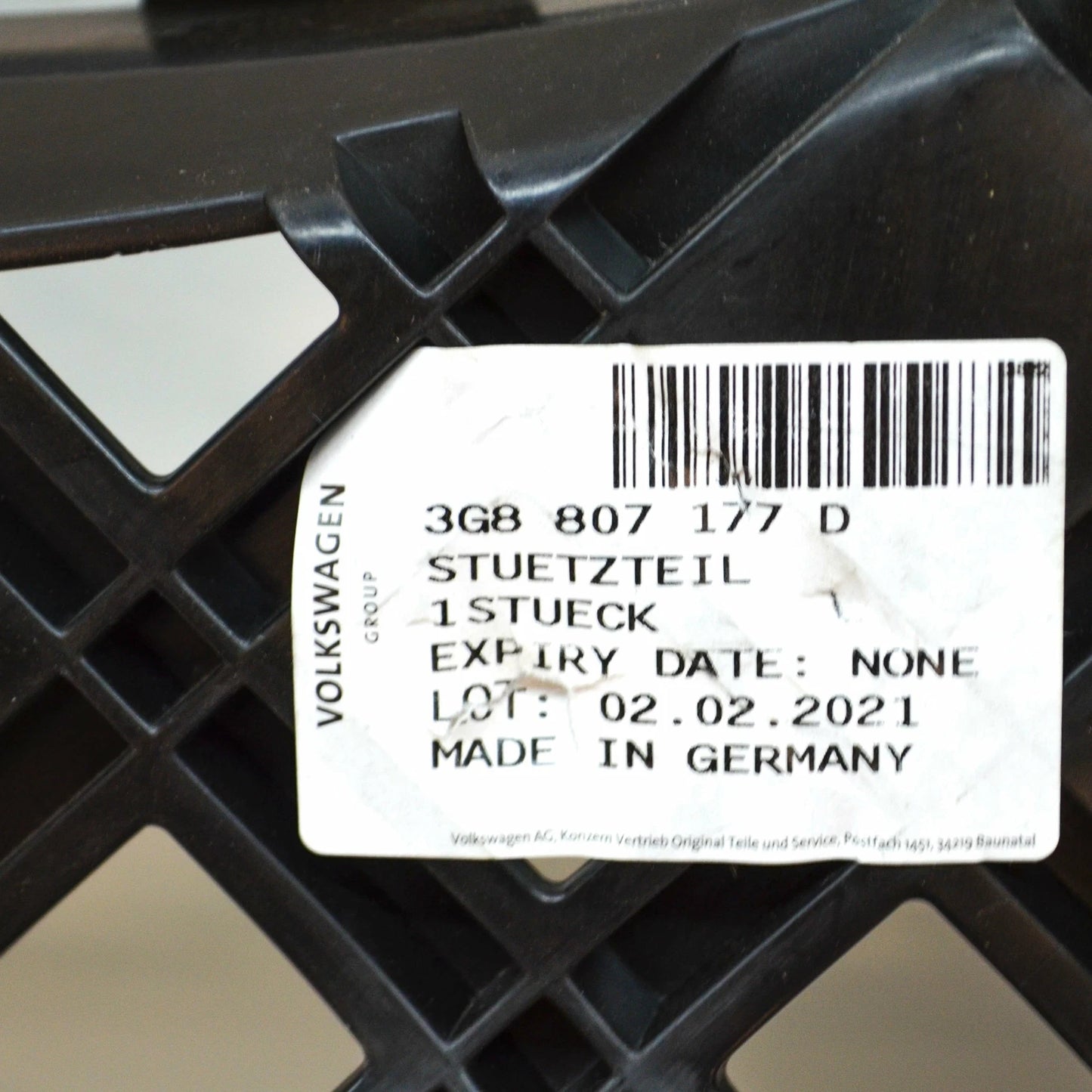 NEW VOLKSWAGEN ARTEON 3H7 FRONT LEFT BUMPER BRACKET GUIDE 3G8807177D