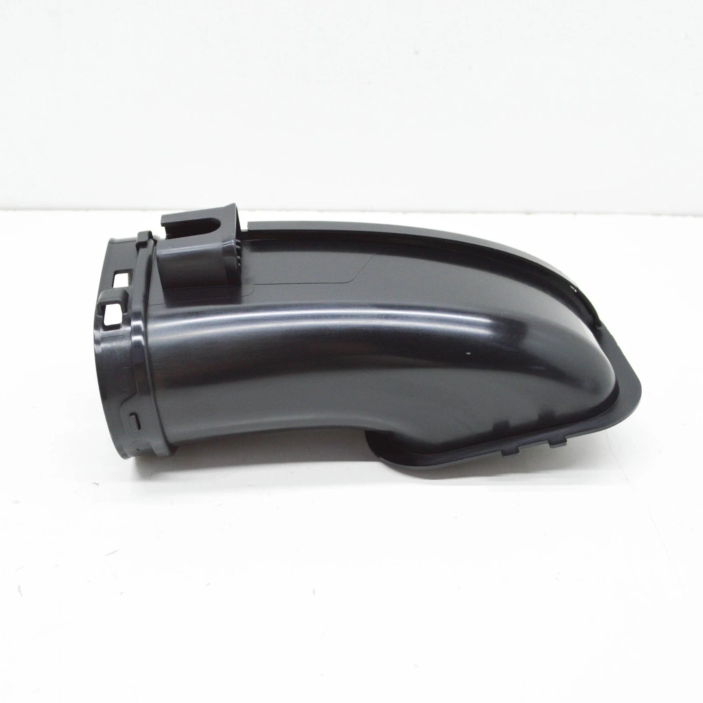 NEW BMW 5 G30 AIR INTAKE DUCT 13718613148 ORIGINAL