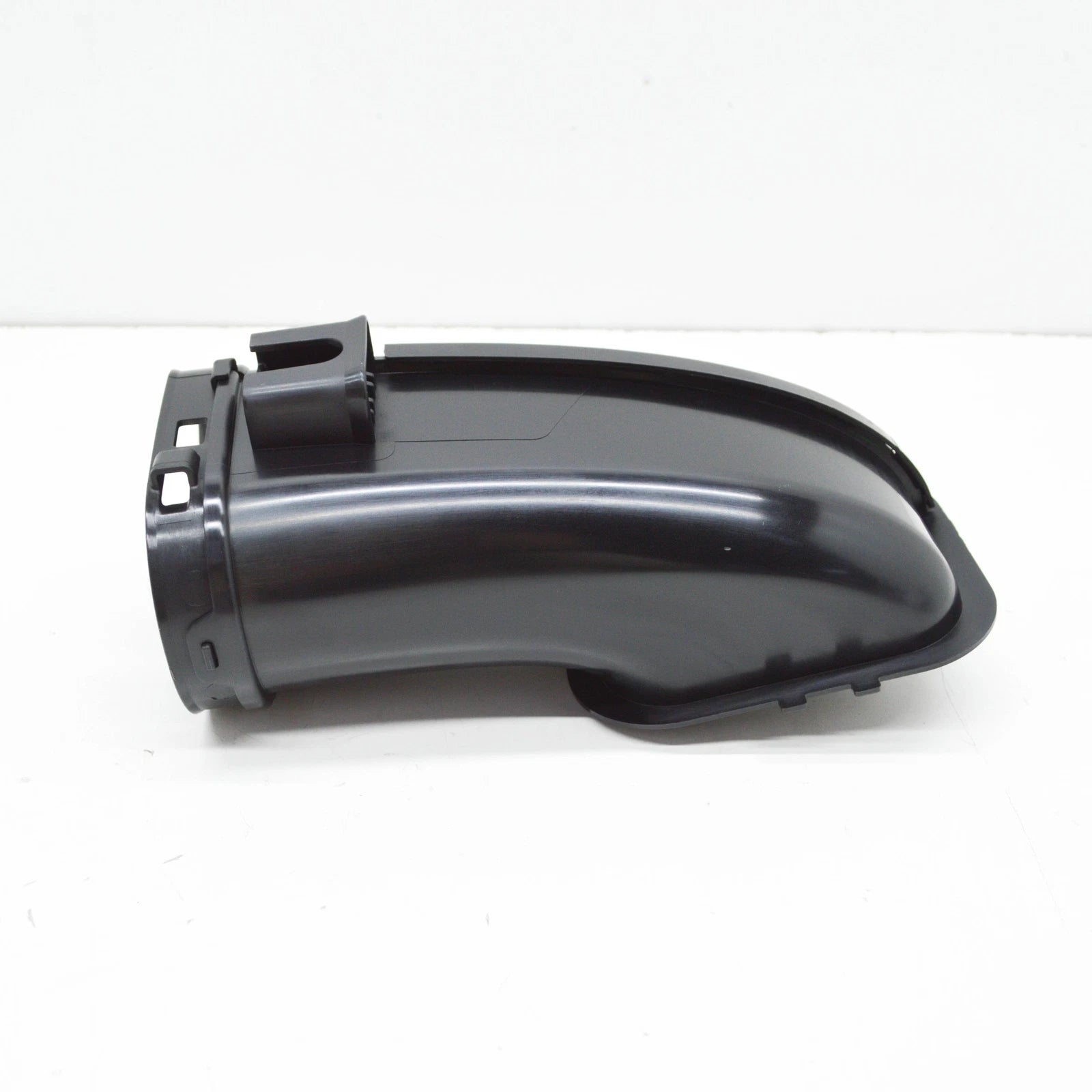 NEW BMW 5 G30 AIR INTAKE DUCT 13718613148 ORIGINAL