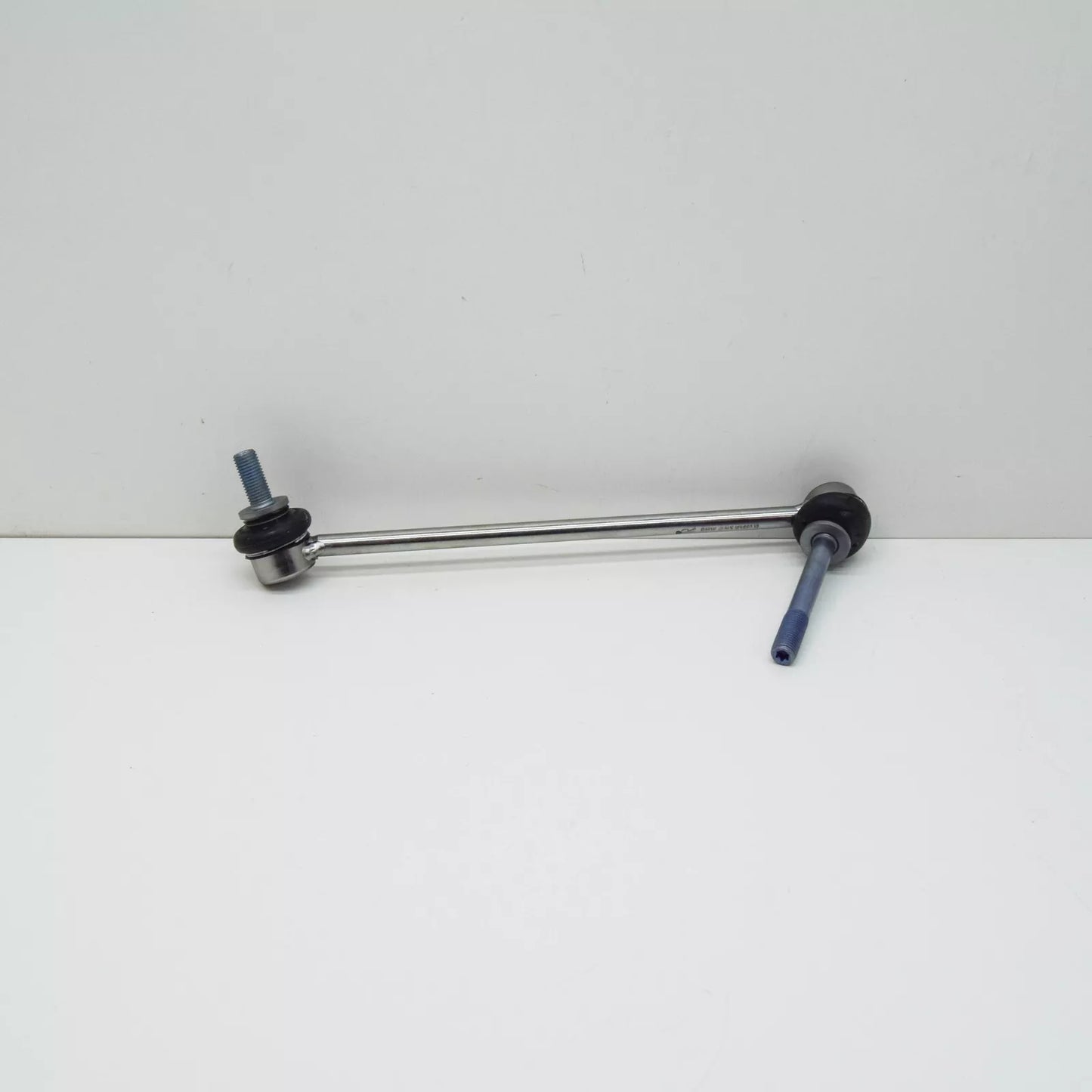 NEW BMW X5 G05 FRONT RIGHT SWING SUPPORT 31356881808 ORIGINAL