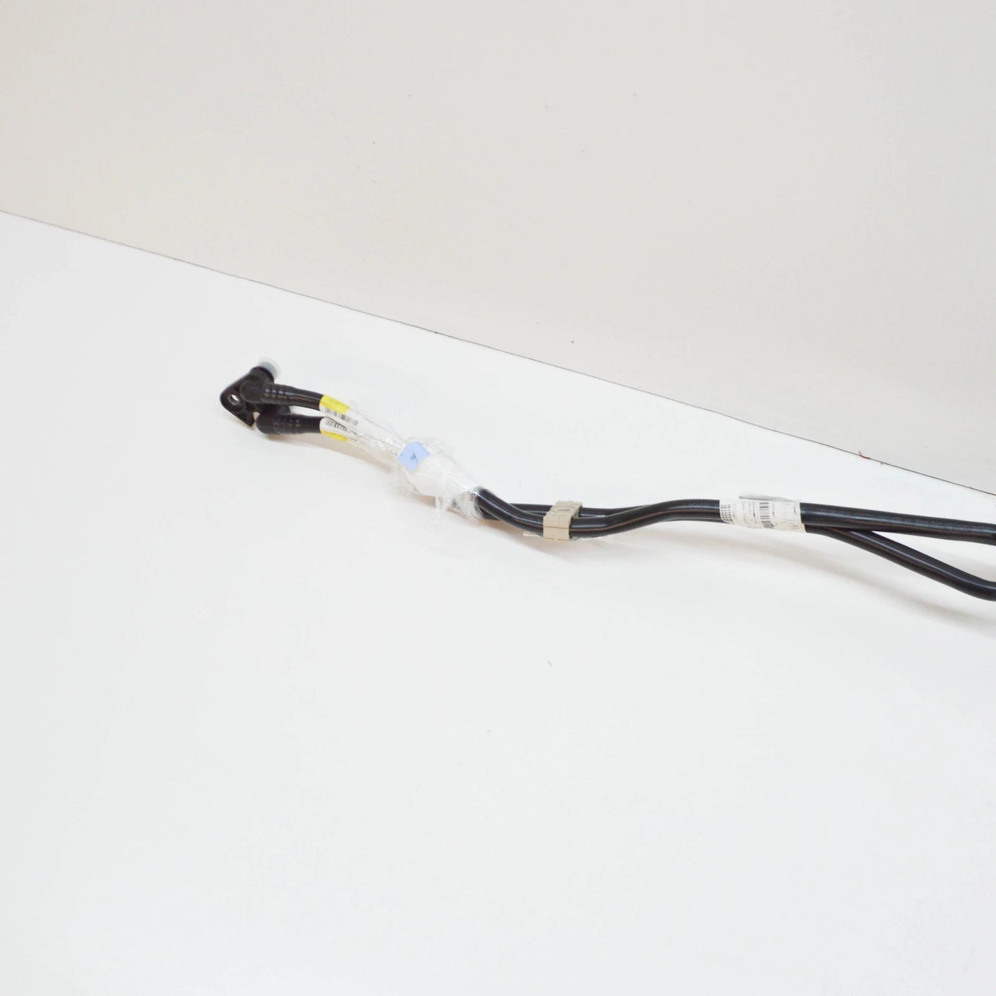 NEW BMW 5 F10 AUTOMATIC TRANSMISSION OIL COOLER TUBE 7619743 17227619743