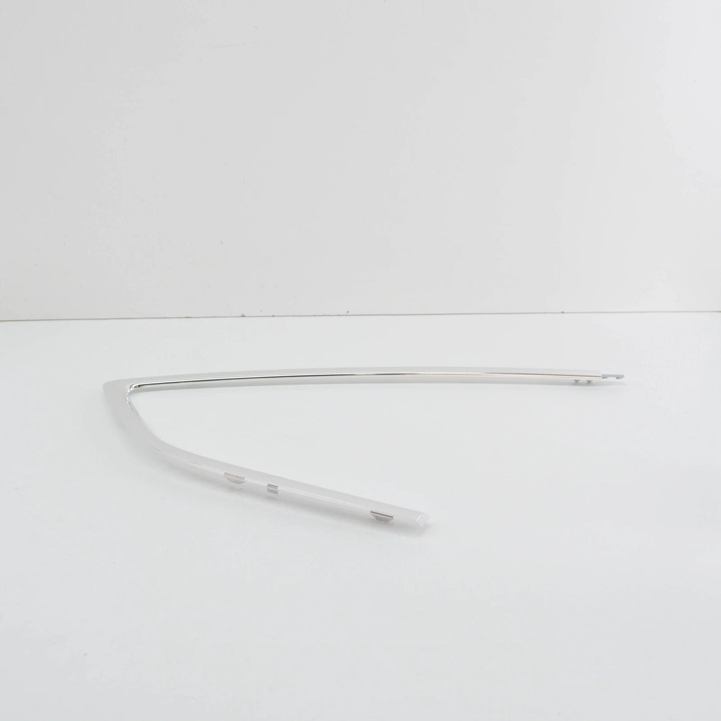 NEW AUDI A5 8T REAR RIGHT QUARTER WINDOW MOLDING 8T8853346A2ZZ ORIGINAL