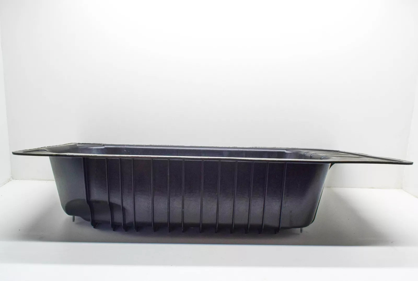 NEW MERCEDES-BENZ C W205 SPARE WHEEL SECTION TRIM A2056106302 ORIGINAL