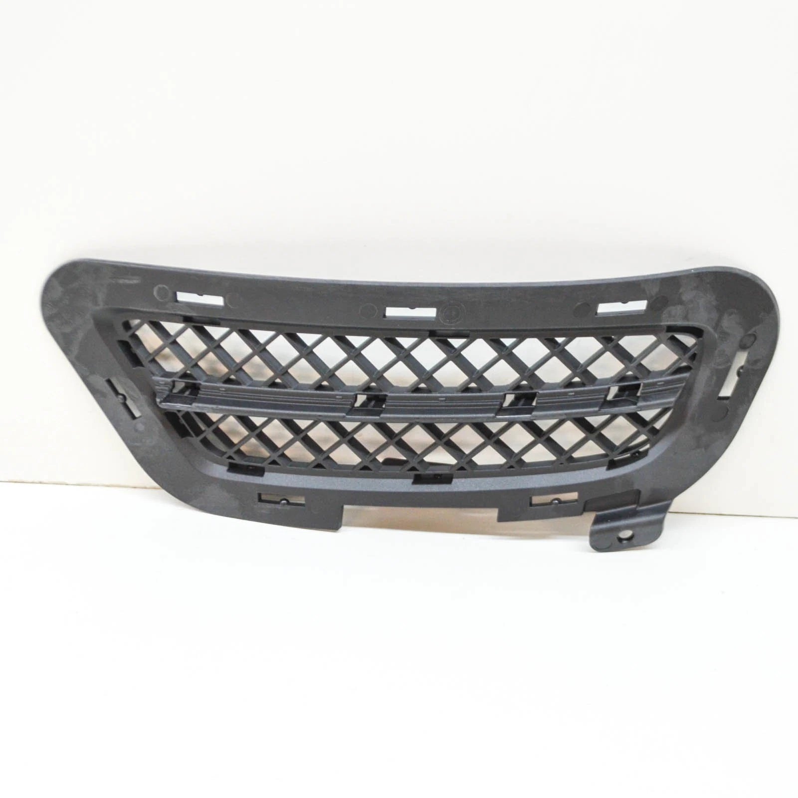NEW BMW Z4 ROADSTER E89 FRONT BUMPER RIGHT OPEN GRILLE 51117203798 ORIGINAL