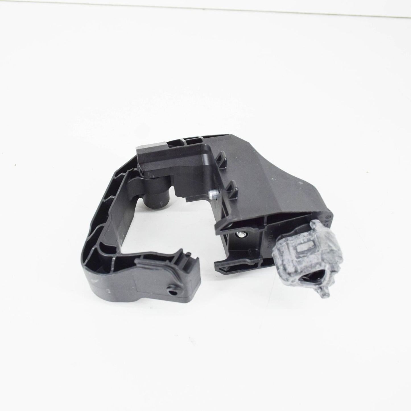 NEW MERCEDES-BENZ GLC X253 RADIATOR COOLING BRACKET A2535010520 ORIGINAL