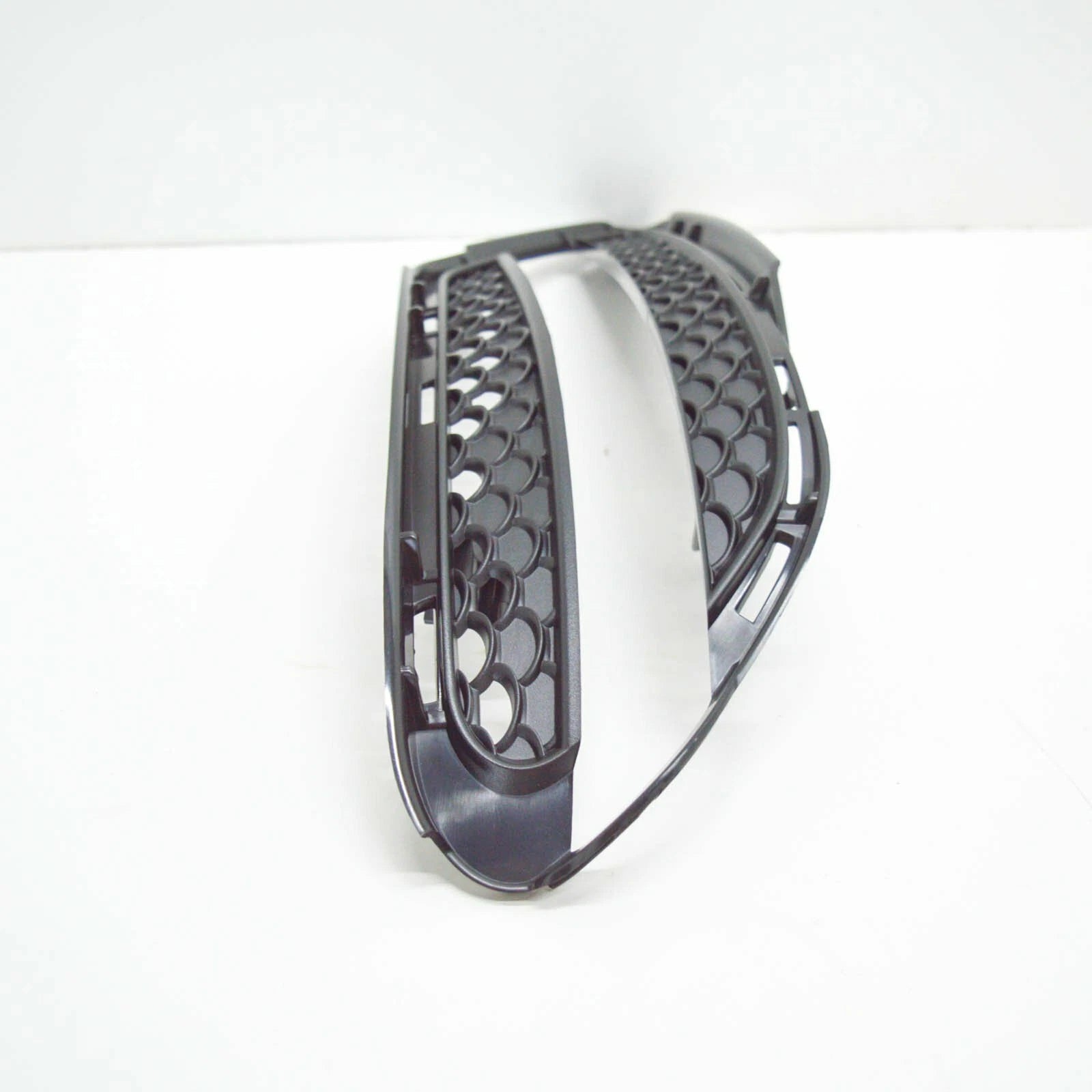 NEW MERCEDES-BENZ S-CLASS W221 FRONT BUMPER LEFT GRILLE A2218851553 2011