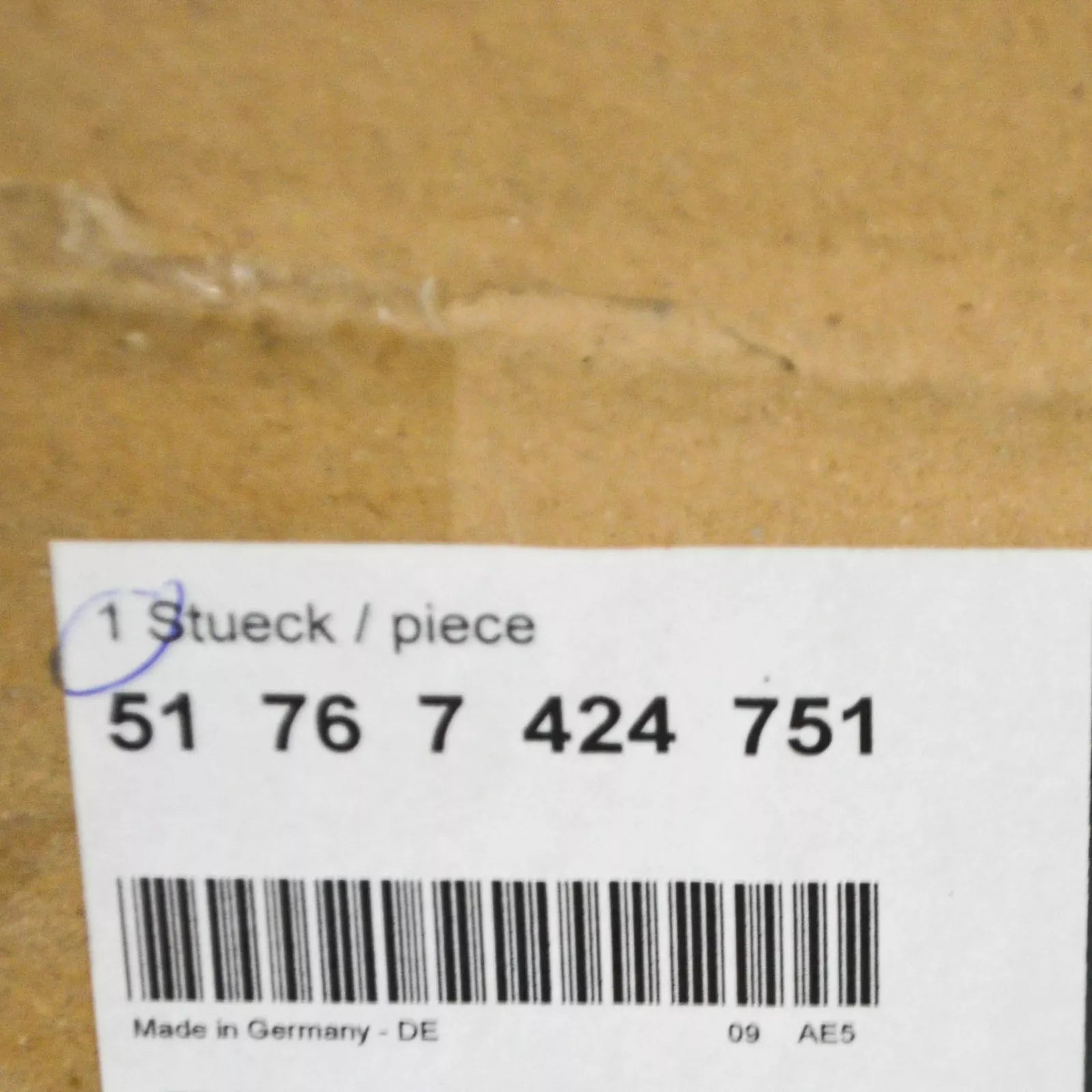 NEW BMW X2 F39 ENGINE HOOD TOP LEFT SIDE PANEL SEAL 51767424751 ORIGINAL