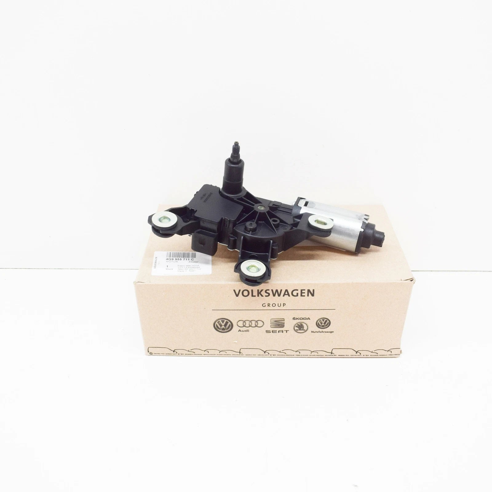 NEW AUDI A6 C7 TAILGATE WINDOW WIPER MOTOR 4G9955711C ORIGINAL