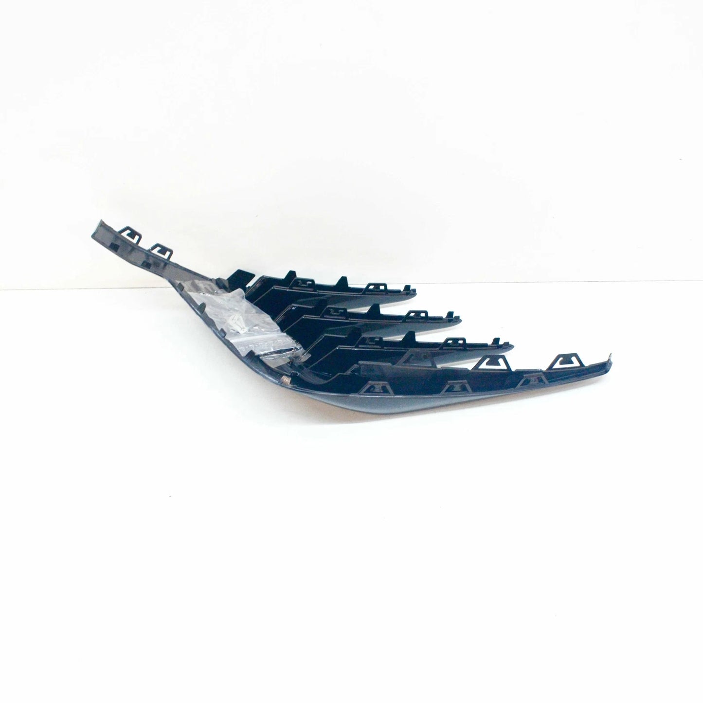 NEW VW GOLF MK7 FRONT BUMPER RIGHT VENT GRILLE 5G0807028041 ORIGINAL