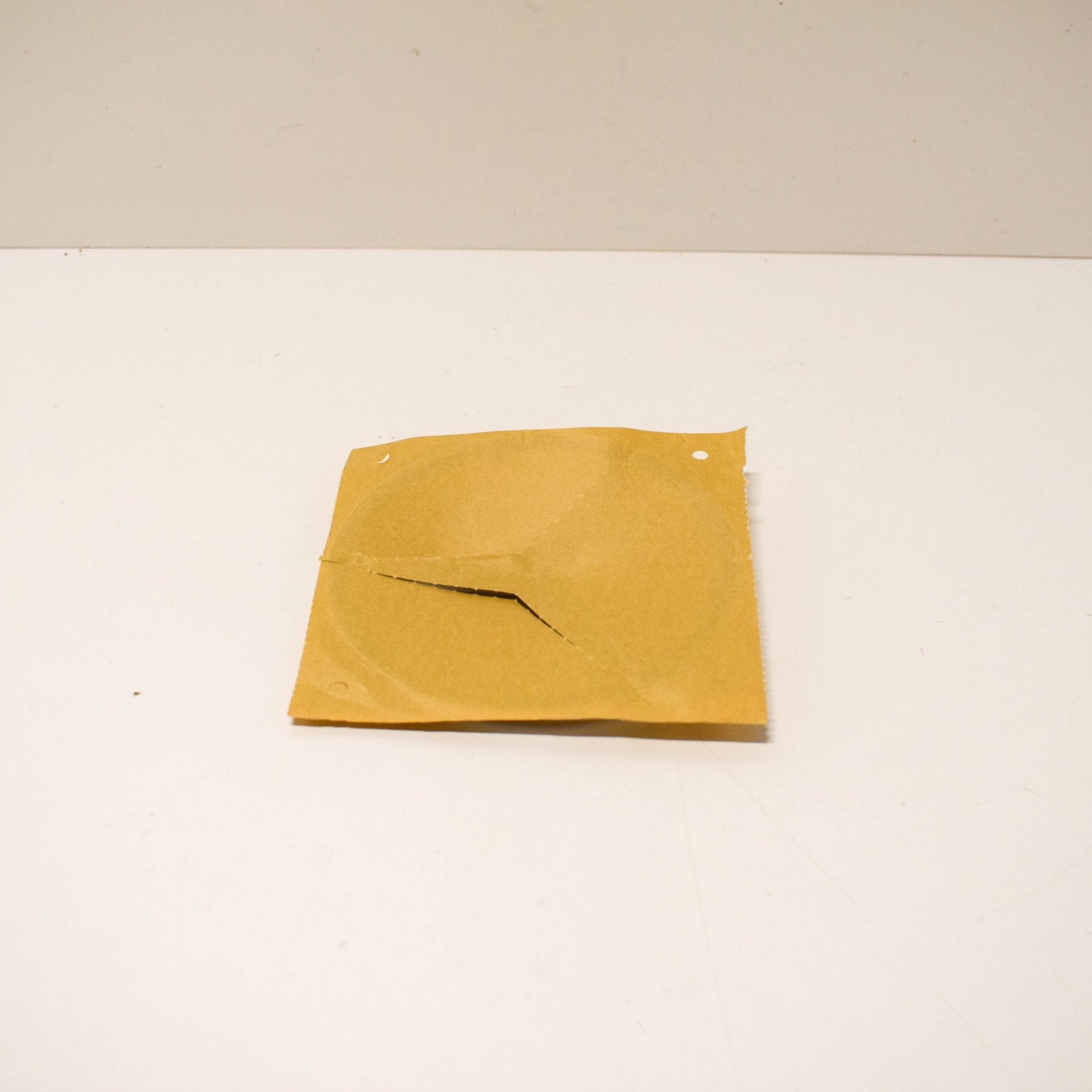 NEW MB SPRINTER 906 REAR CROSS MEMBER EMBLEM BADGE A9068170516 ORIGINAL