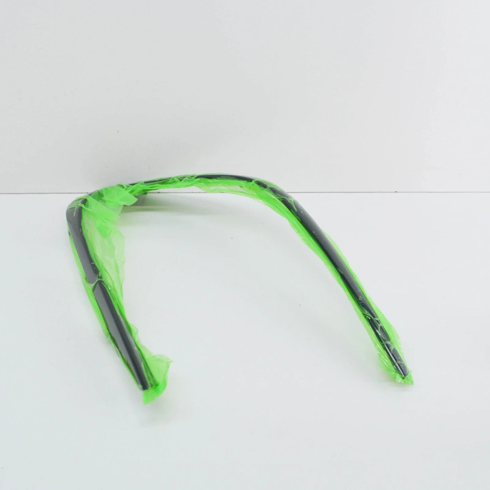 NEW MB CLA C117 FRONT BUMPER RIGHT OUTER SIDE SPOILER A1178858700 ORIGINAL