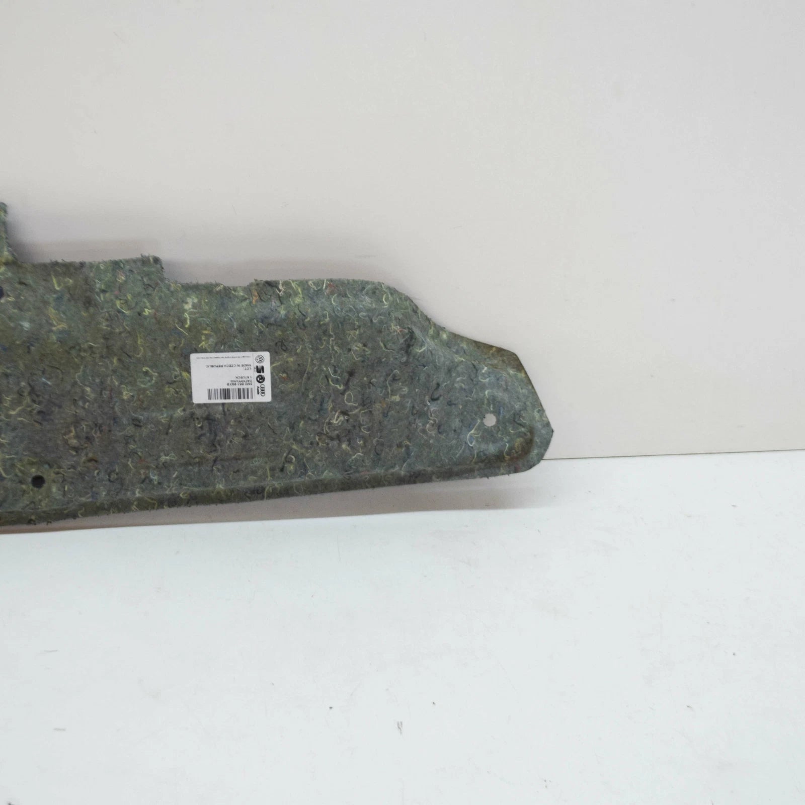 NEW VW GOLF PLUS MK5 WATER BOX SOUND ABSORBER 5M0863993B