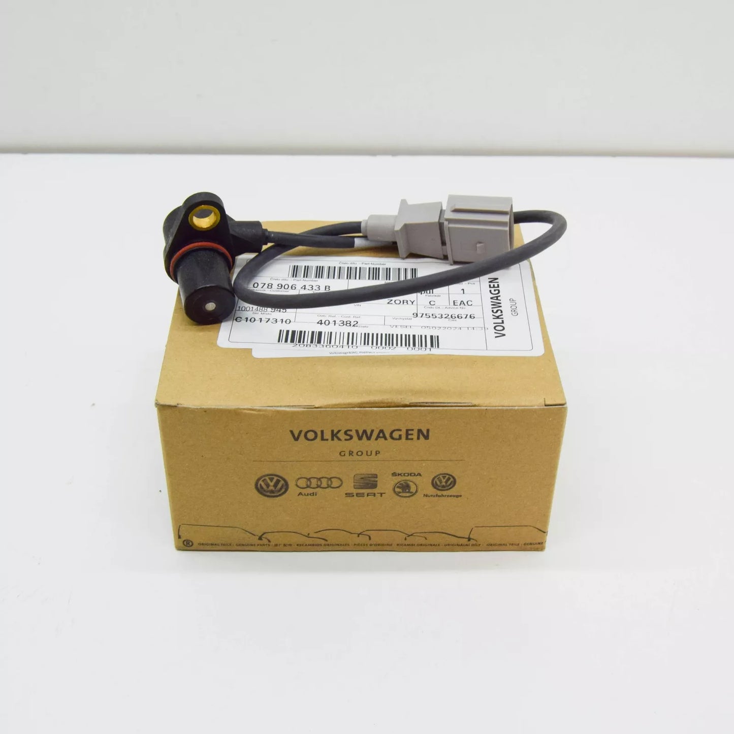 NEW AUDI A4 B6 CRANKSHAFT POSITION SENSOR 078906433B 1.8T 120KW ORIGINAL