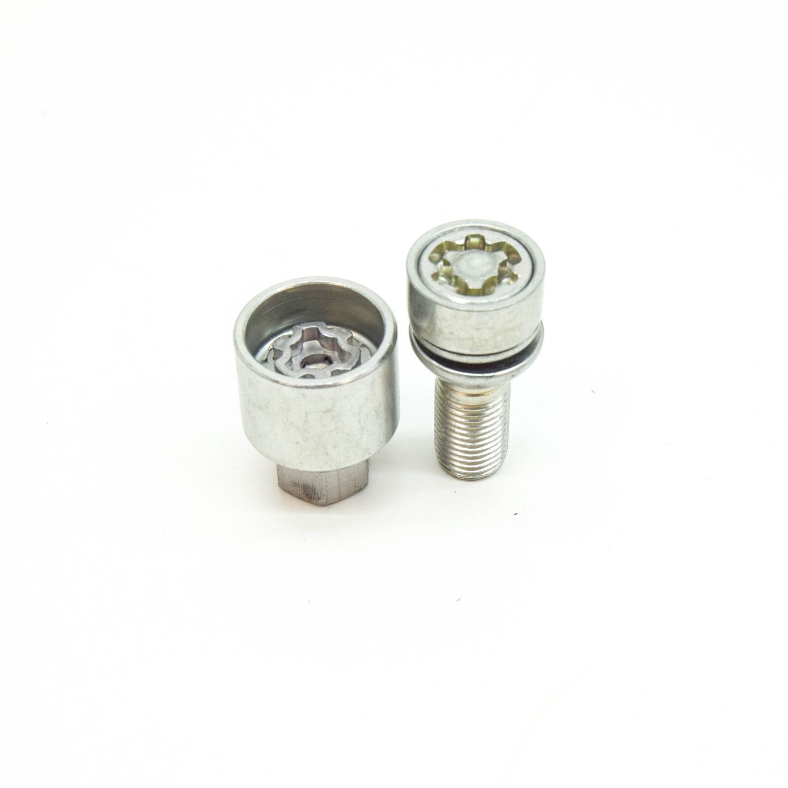 NEW AUDI A4 B7 WHEEL BOLT 4F0698139B806 ORIGINAL