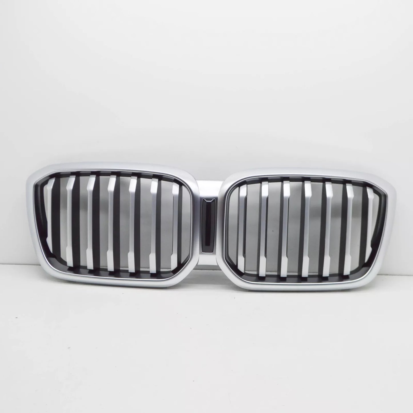NEW BMW X3 G01 FRONT BUMPER RADIATOR GRILLE 51139881906 ORIGINAL