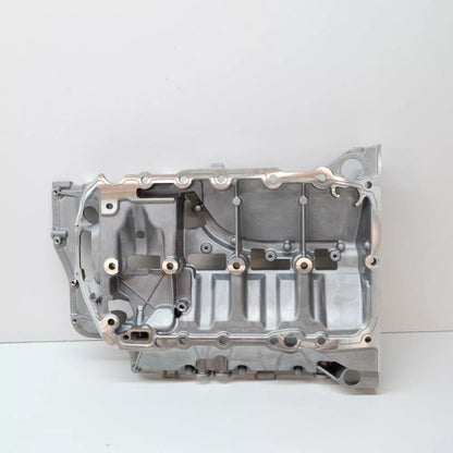 NEW AUDI A4 AVANT B9 UPPER ENGINE OIL SUMP 06L103603AT ORIGINAL