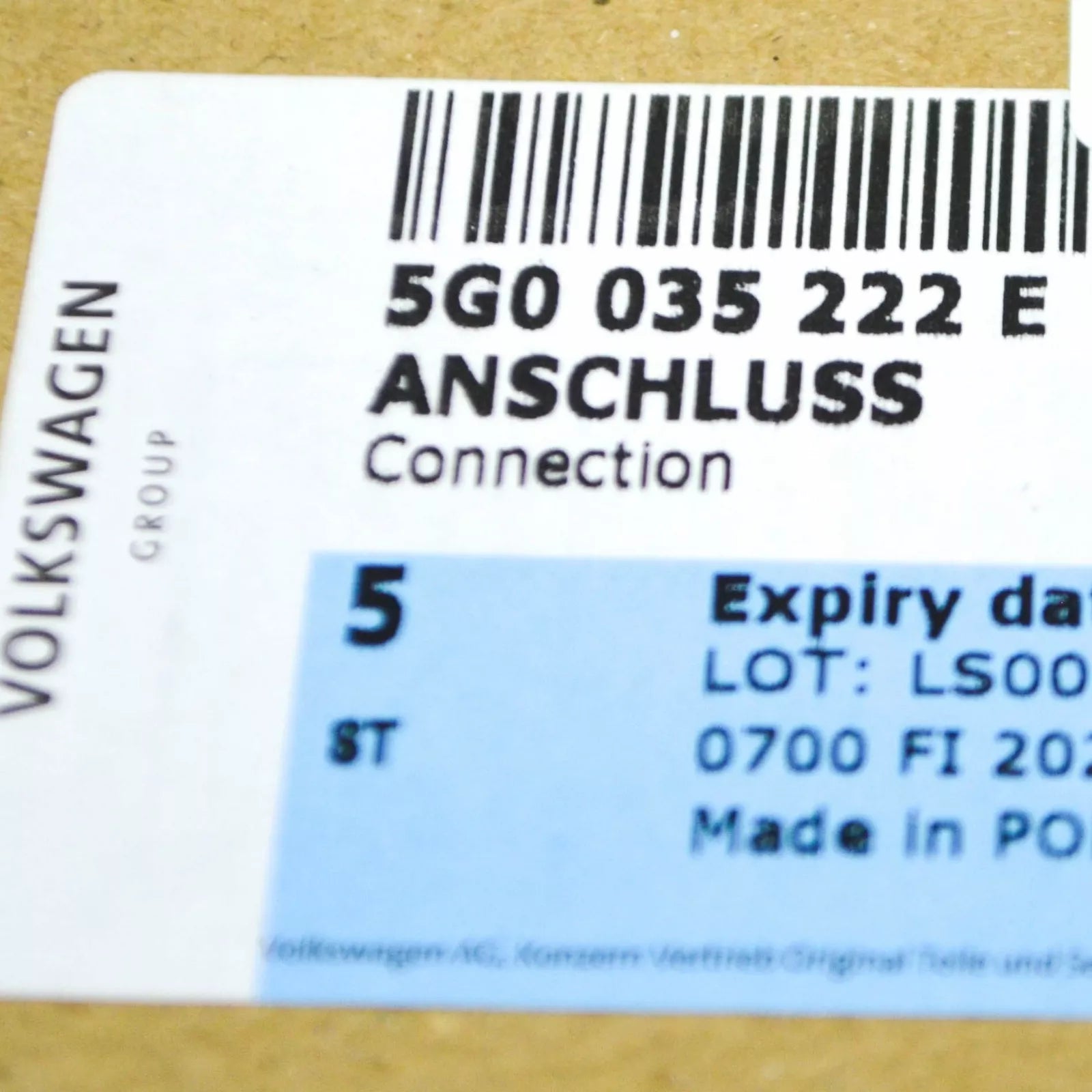 NEW VW BEETLE A5 USB AND AUX IN CONNECTION 5G0035222E