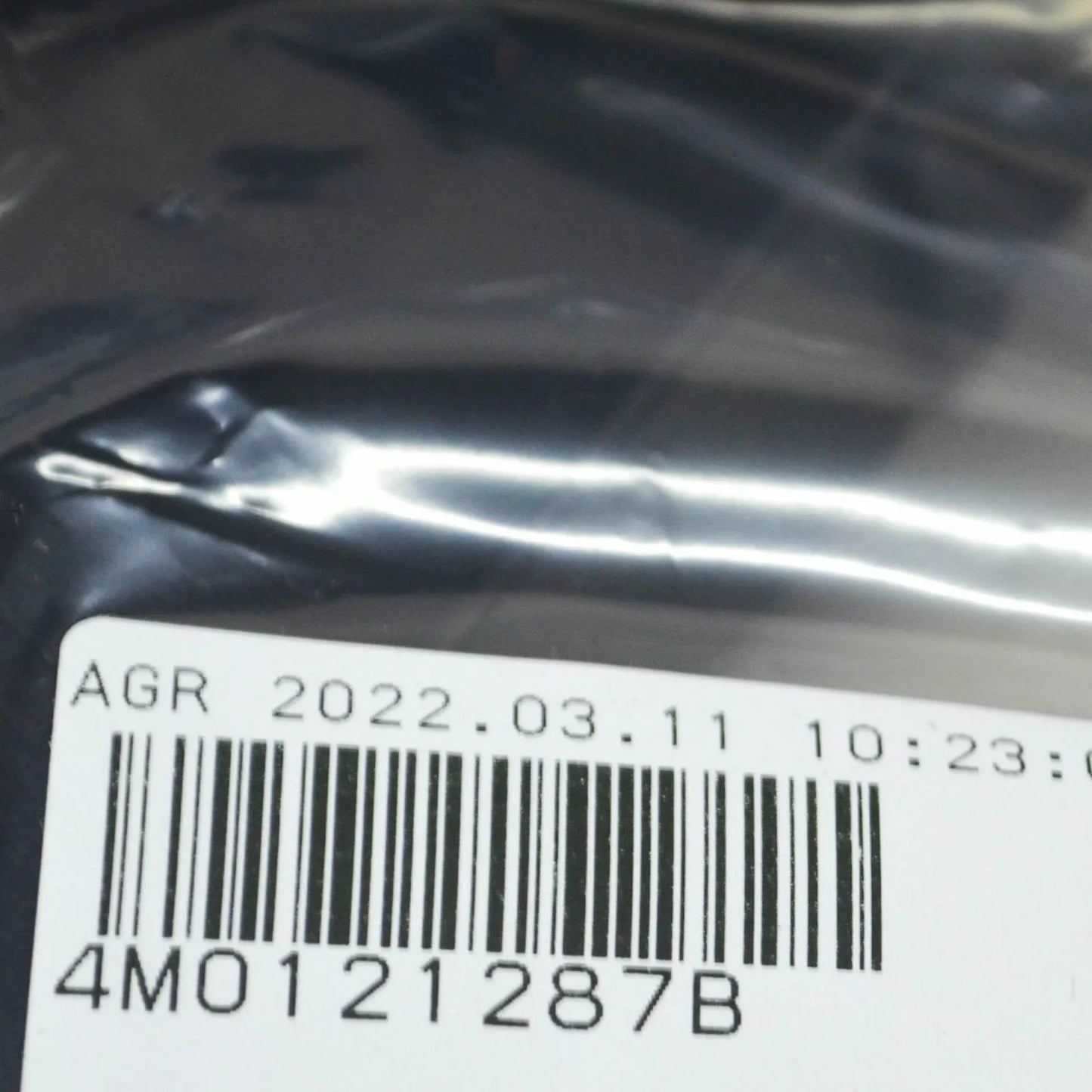 NEW AUDI Q7 4M RADIATOR CORE SUPPORT AIR DUCT 4M0121287B ORIGINAL