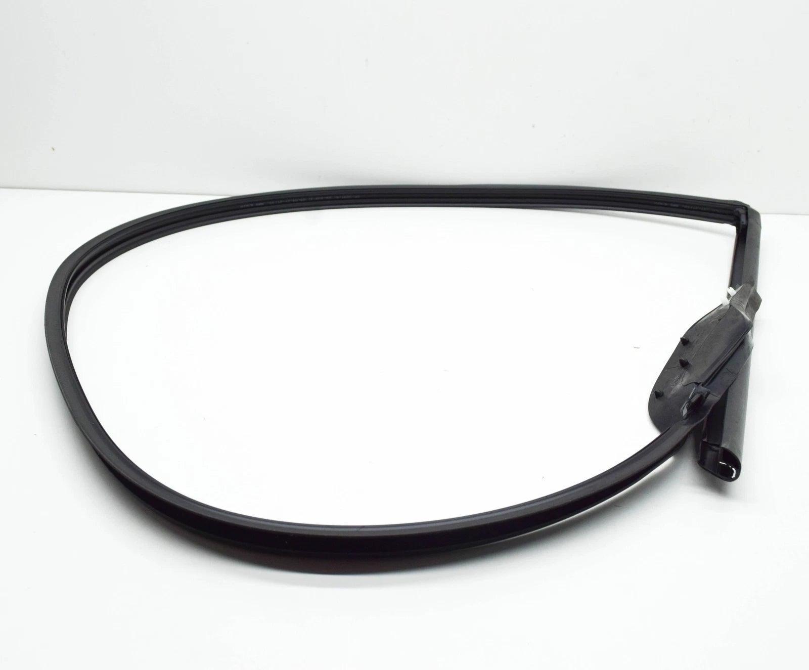 NEW BMW 5 GRAN TURISMO F07 REAR RIGHT DOOR ROOF SEAL 51357179124 ORIGINAL