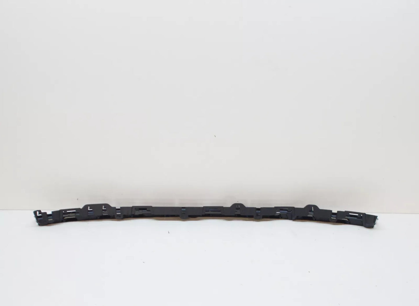 NEW BMW 3 E46 REAR BUMPER GUIDE 51127030615 7030615