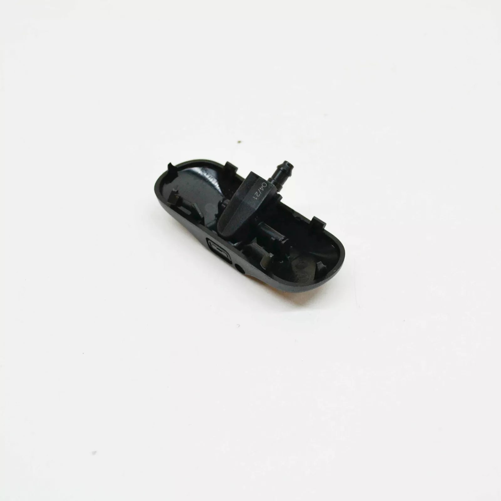 NEW VW BEETLE A5 WINDSHIELD WASHER NOZZLE SPRAY 5M0955985C9B9 ORIGINAL