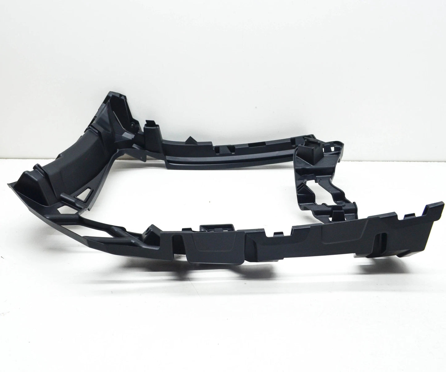 NEW VOLKSWAGEN GOLF MK7 5G FRONT RIGHT BUMPER BRACKET 5GE807724B